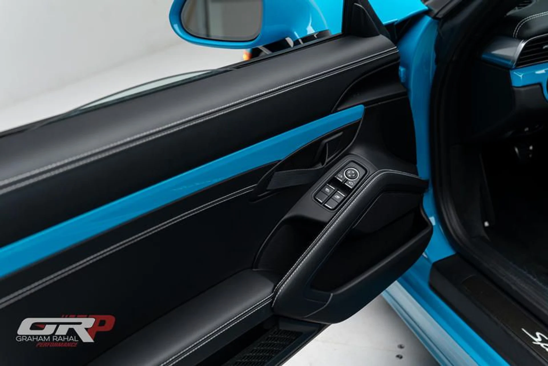 mph034_3671023619_142_BFFDD_4_FDF_4_EEF_AE_17_9_D1_A86_C905_C2_3ef55b68dc