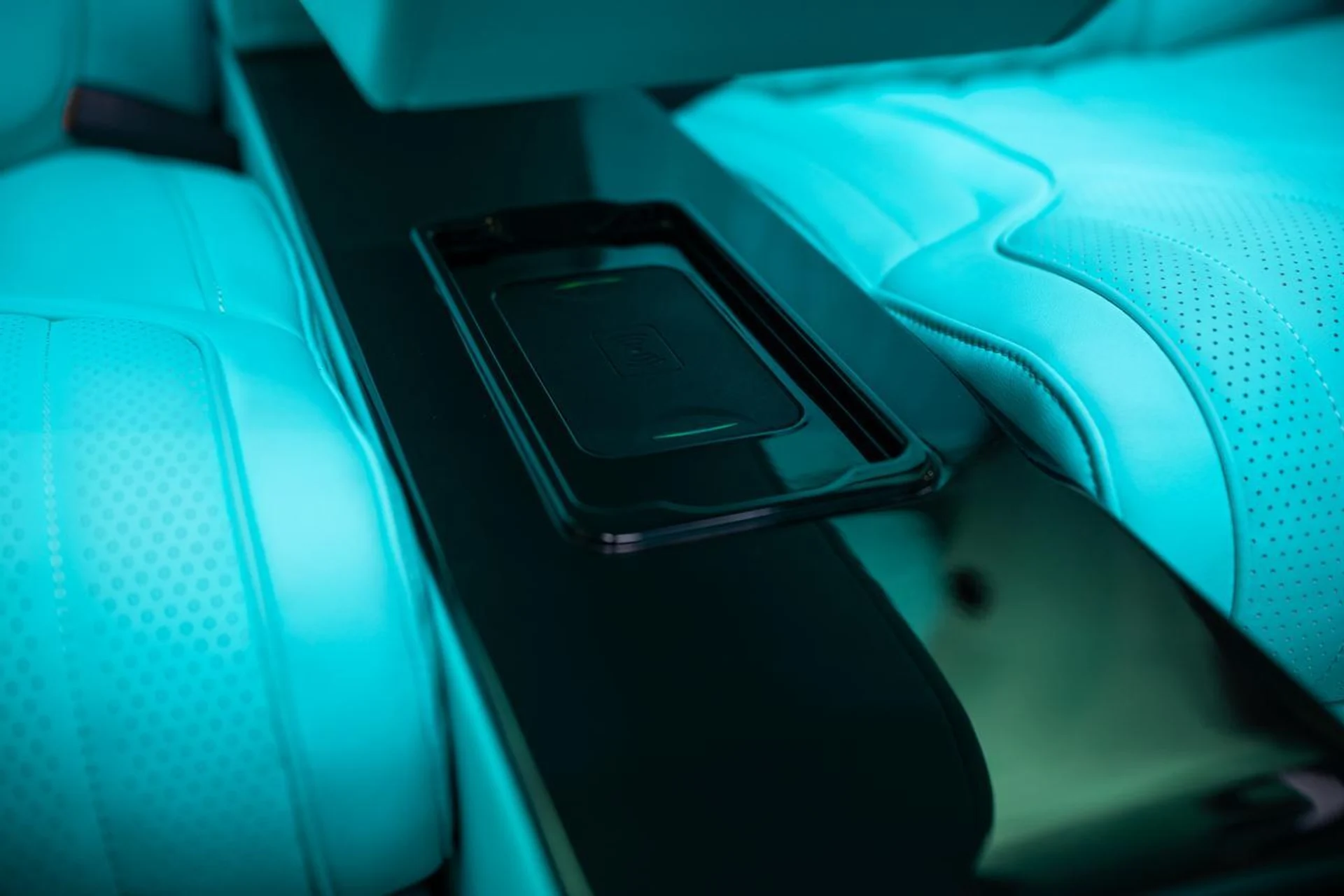 mph034_3671963371_4b36fd4c0c81630db4c1ae69805593f2_3f07cbf942