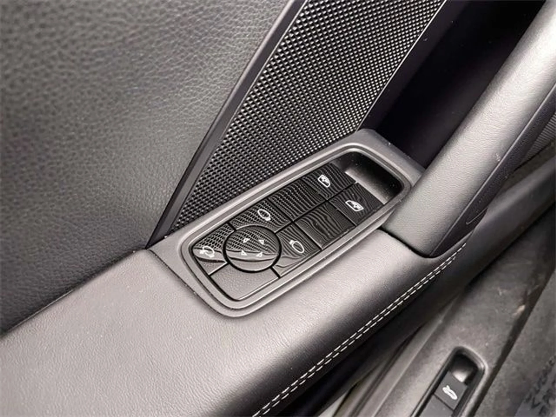 mph034_3684735413_e4cdaa1652016feca765fbc2597462bax_7bfefb38da