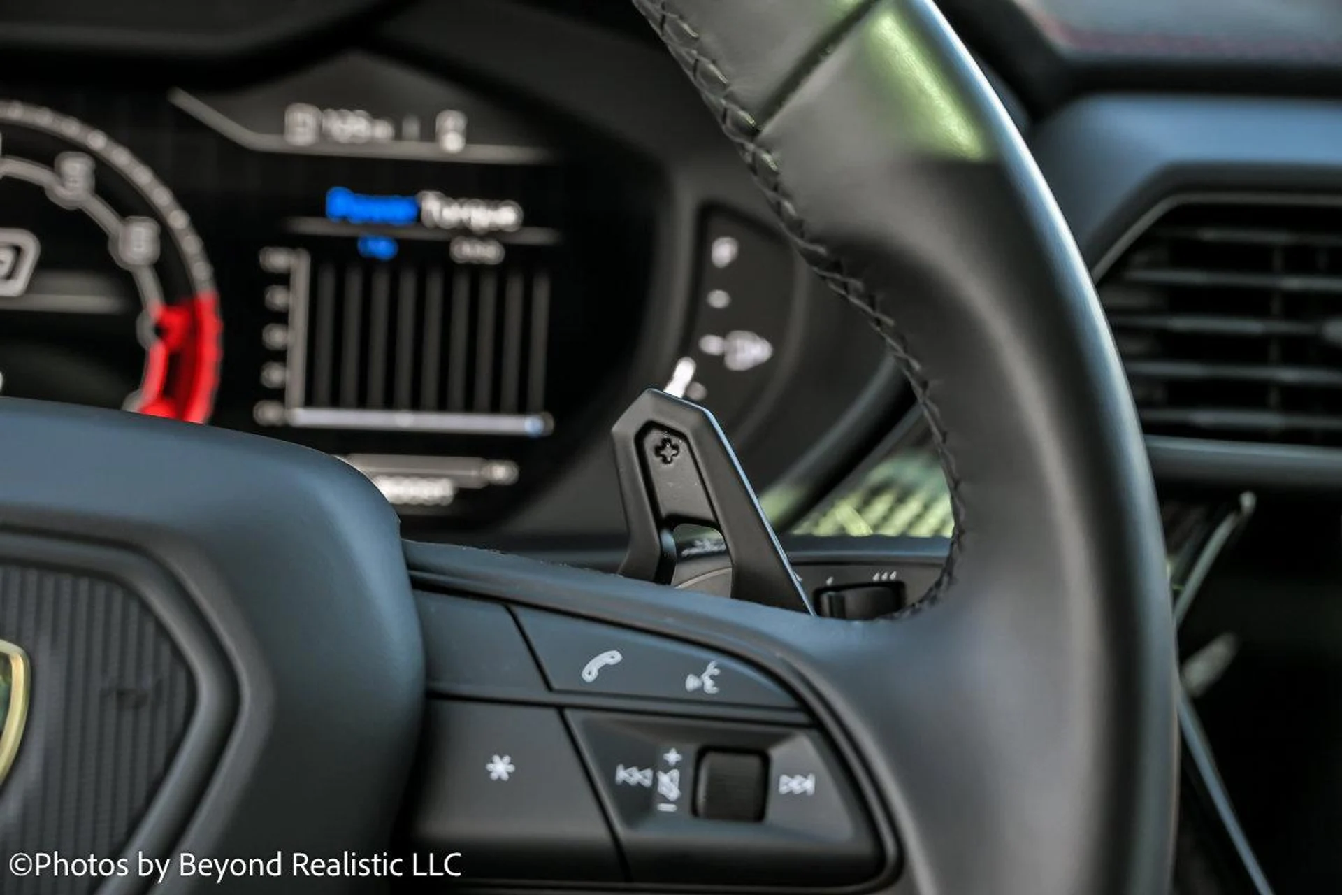 mph034_3685156746_Used_2024_Lamborghini_Urus_Performante_1760775533_fd99169aac