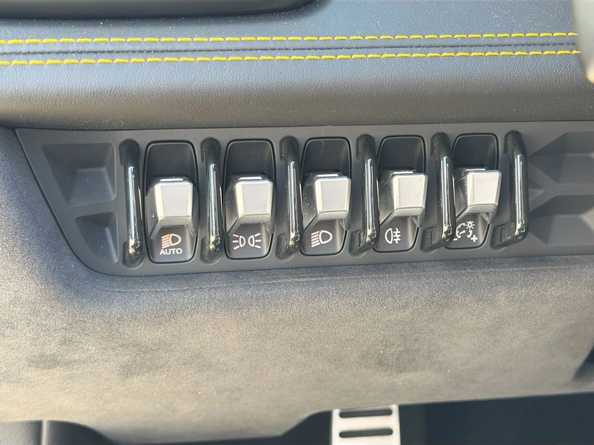 mph034_3688500563_53c0b04e82a14a8a1396cb611630fec9x_3be9f1b84e