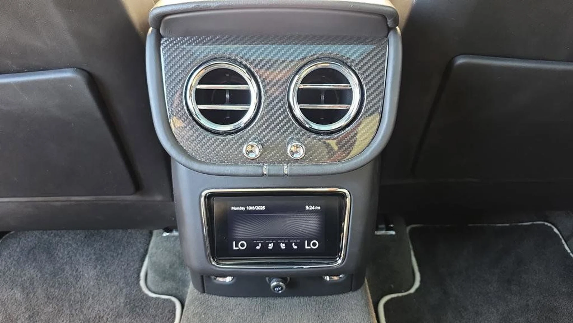 mph034_3689488828_1cba3bce78f74a948280229915607a4b_472ad77204