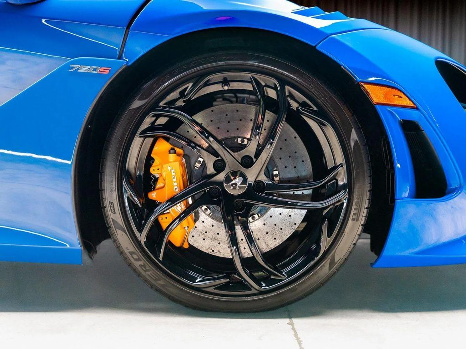 mph034_3693227054_d_LLA_Cp_P_Lgsg_VYC_Nl_Vf2_Kp_EN_8_H_Qs_ff9b240a2e