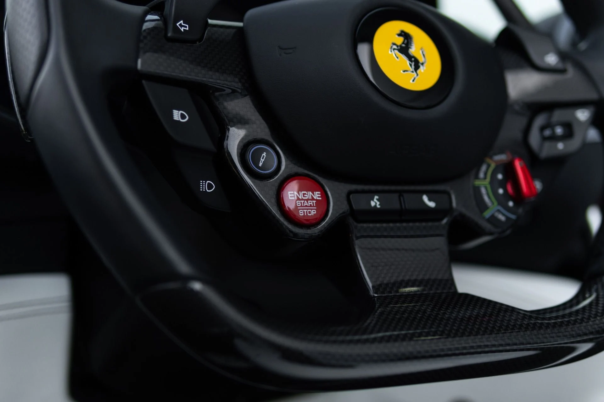 mph034_3694858273_Used_2023_Ferrari_Portofino_M_1766185478_3a2c759fc0