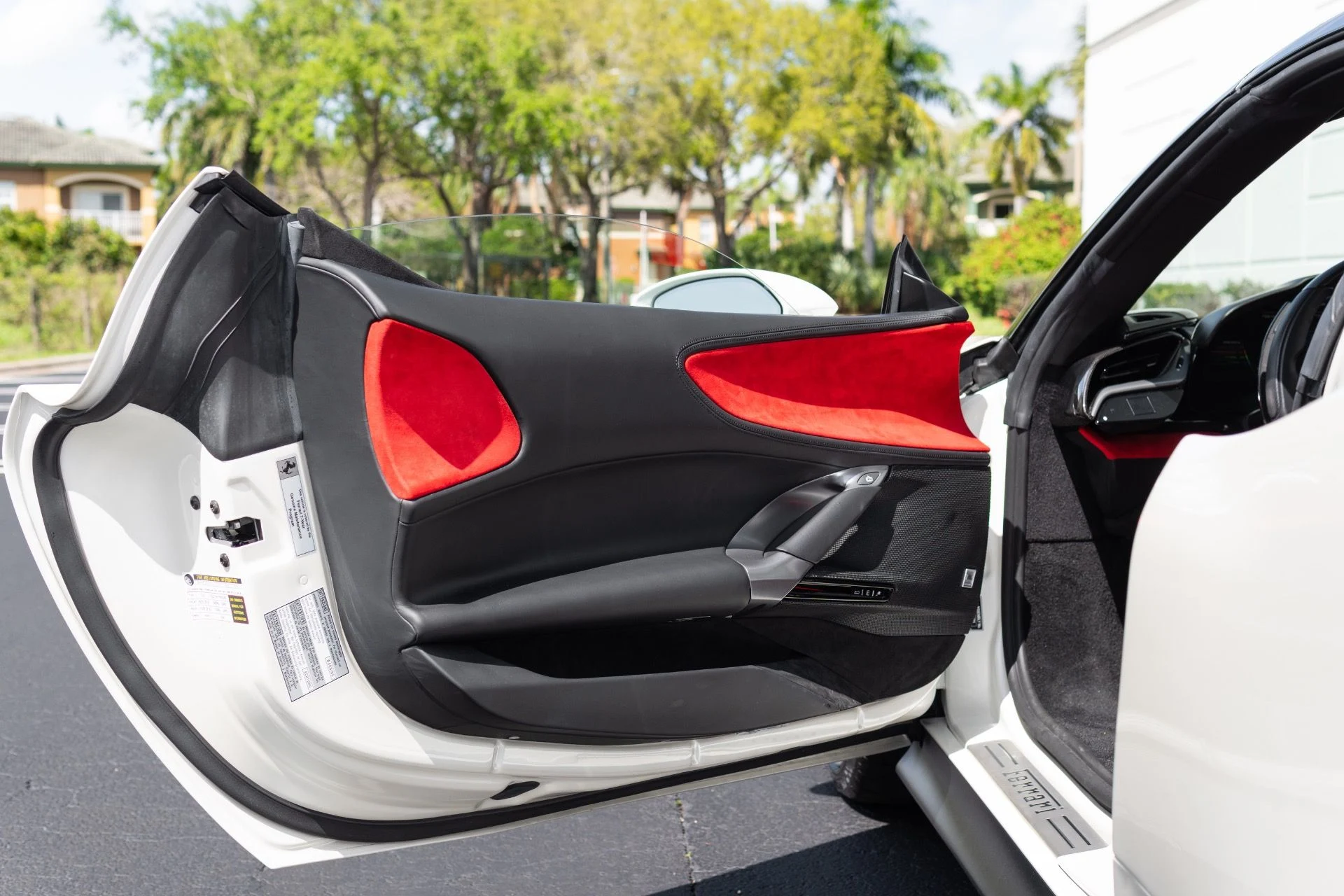 mph034_3699547207_Used_2024_Ferrari_SF_90_Spider_1774069199_d494768517