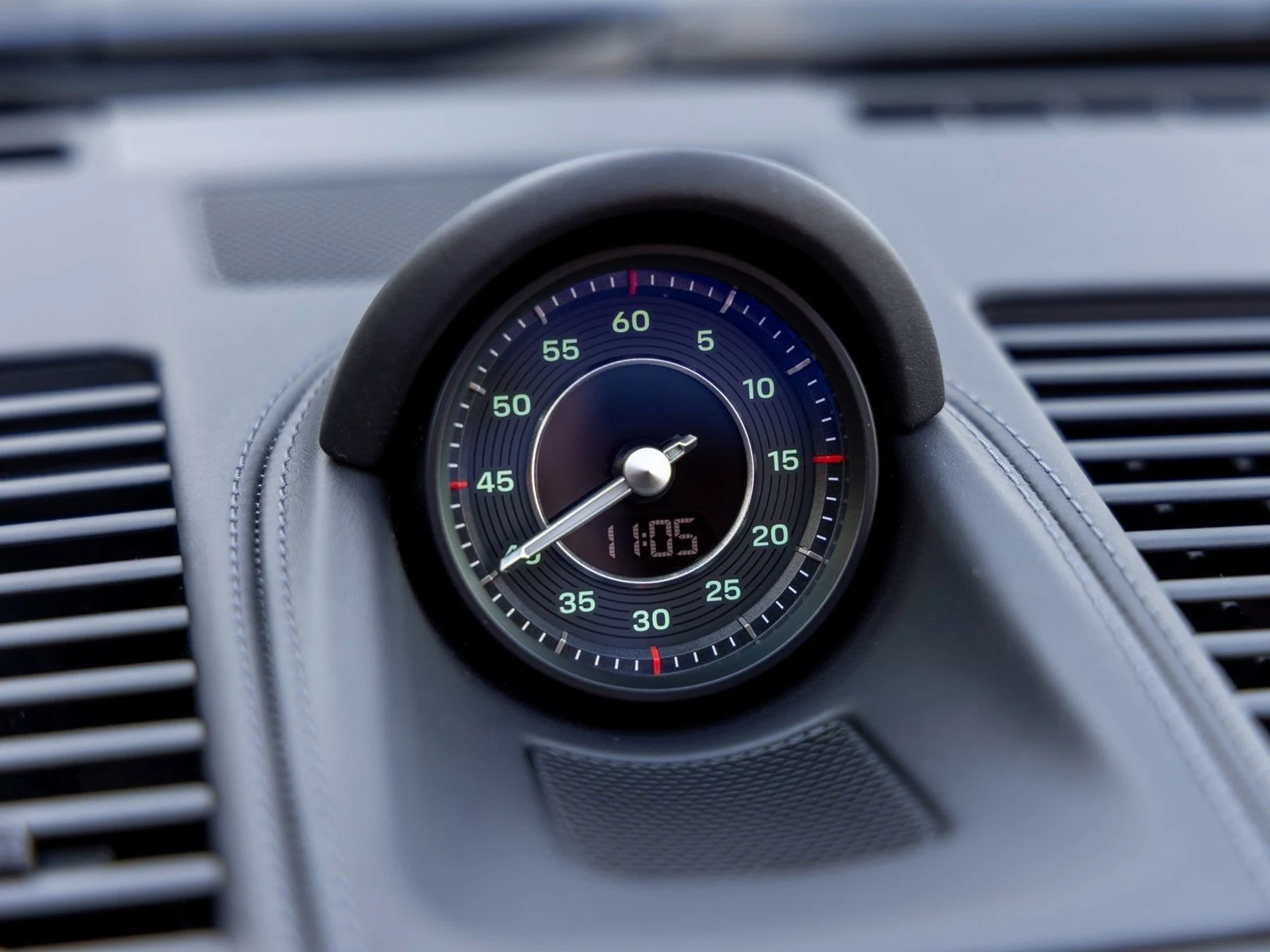 mph034_3717492749_35_0291770673