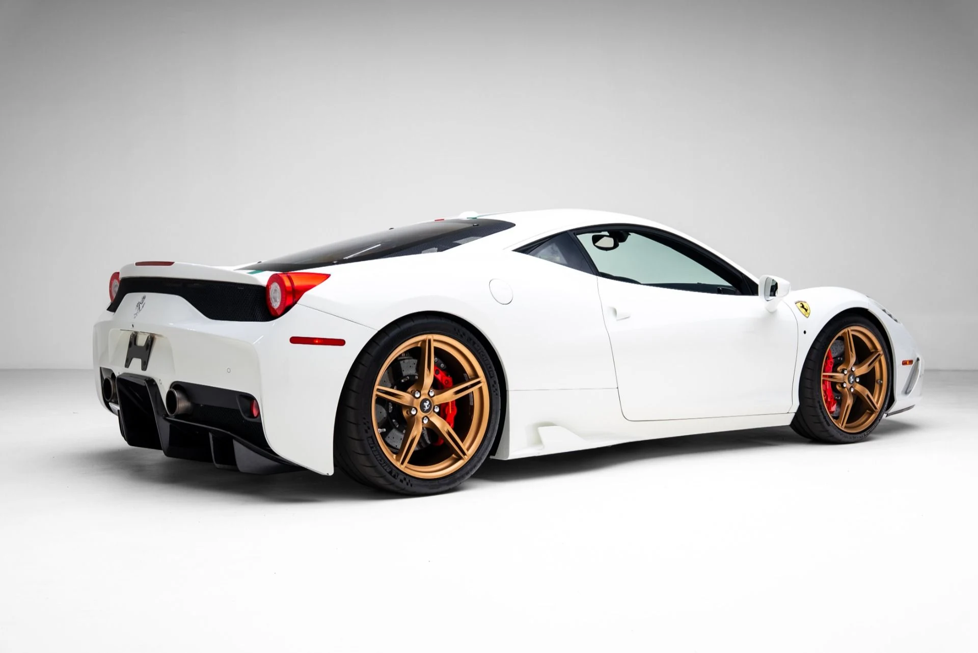 mph034_3717863846_Used_2015_Ferrari_458_Speciale_1770668463_666f284b73
