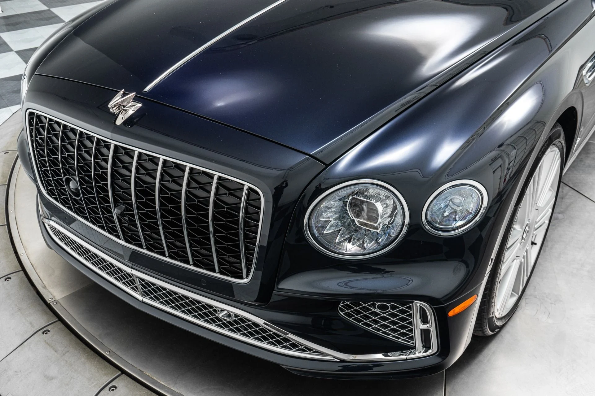 mph034_3724603747_Used_2026_Bentley_Flying_Spur_Azure_Bang_and_Olufsen_Audio_Mulliner_Driving_Specification_1778702450_c4baa38506