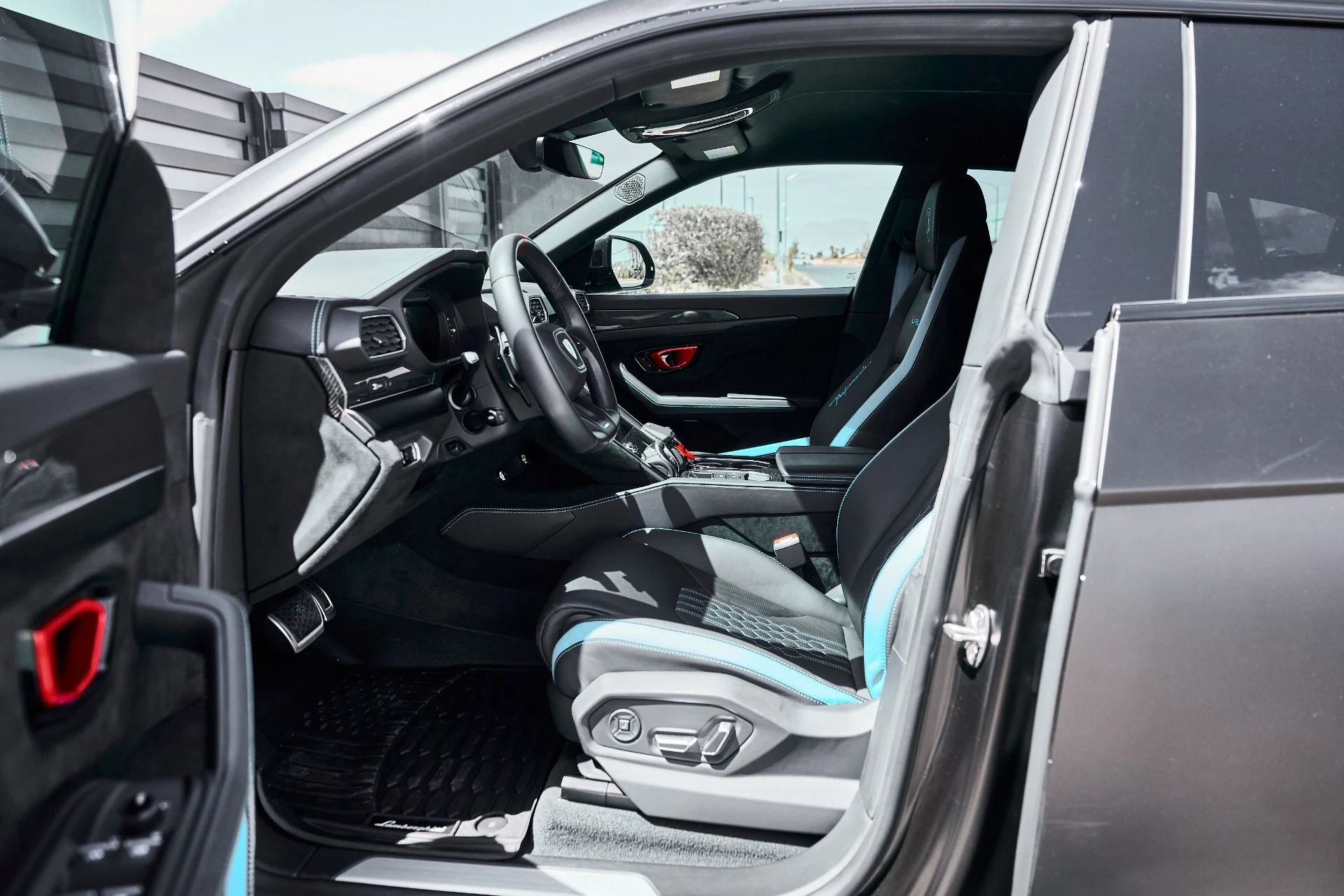 mph034_3747253624_Used_2024_Lamborghini_Urus_Performante_1779865507_26f3d59601