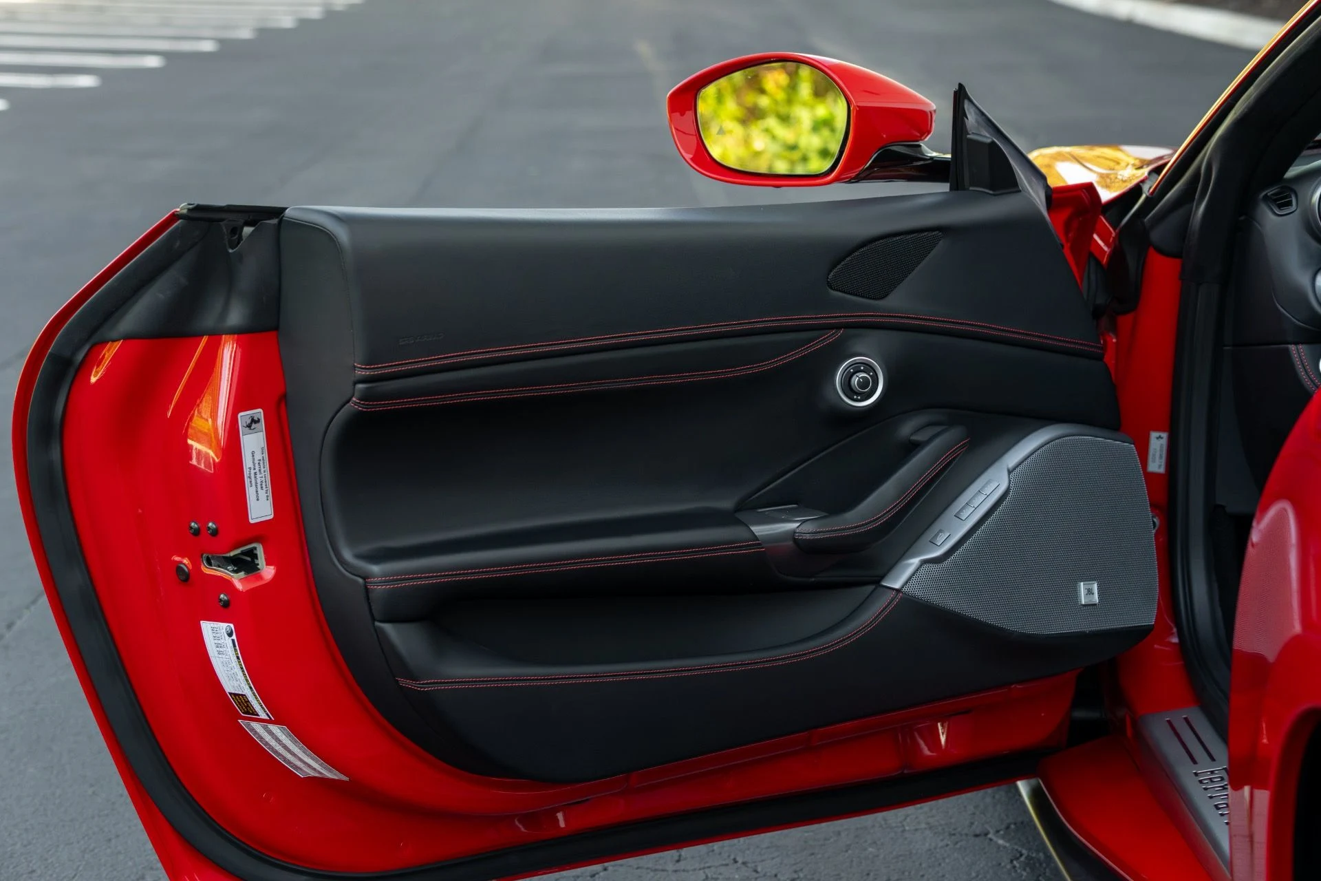 mph034_3764267215_Used_2020_Ferrari_Portofino_1760457229_432633a75c