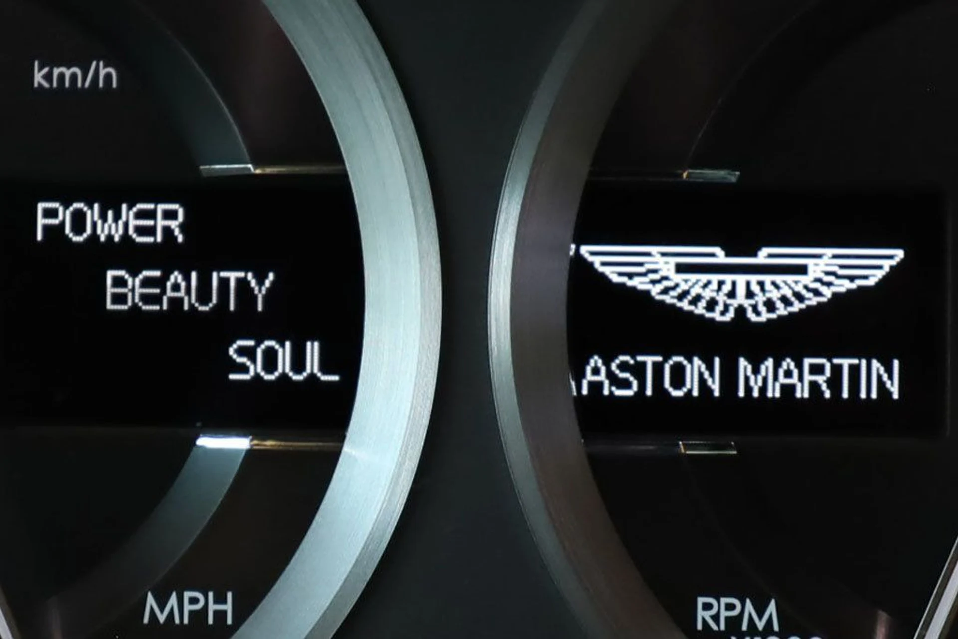 mph034_3765826437_used_2007_aston_martin_db9_2drcoupemanual_9689_21830752_35_1024_a27c050f39