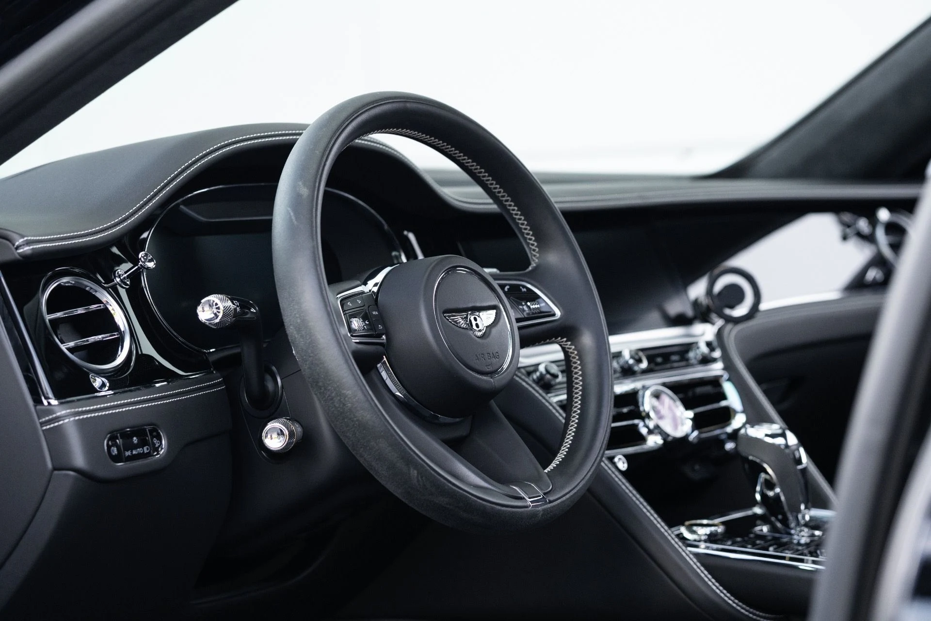 mph034_3768681517_Used_2023_Bentley_Flying_Spur_S_V8_1778782784_78d999035f