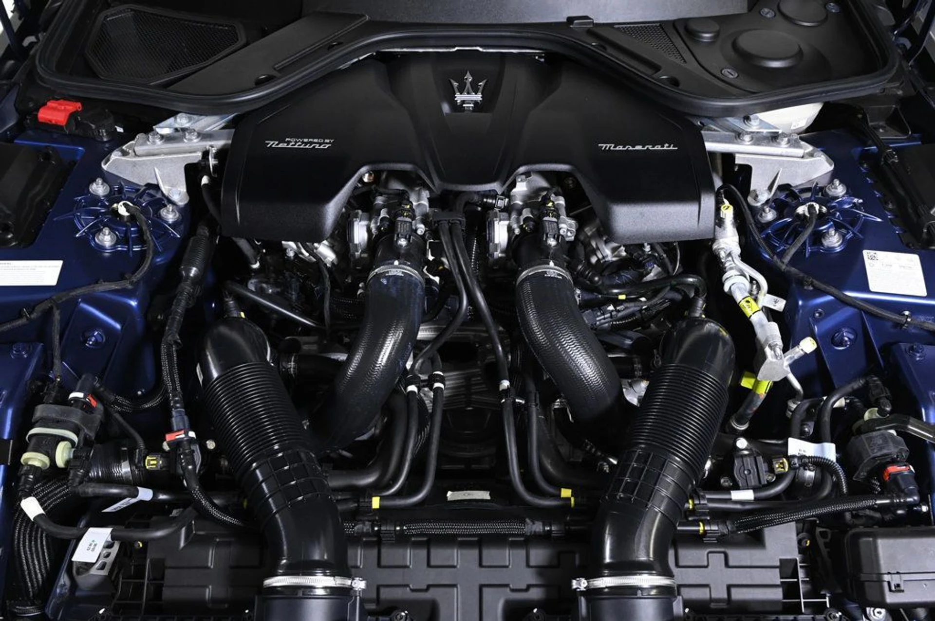 mph034_3771361518_new_2026_maserati_grancabrio_convertible_11350_22949331_34_1024_2640d19e25