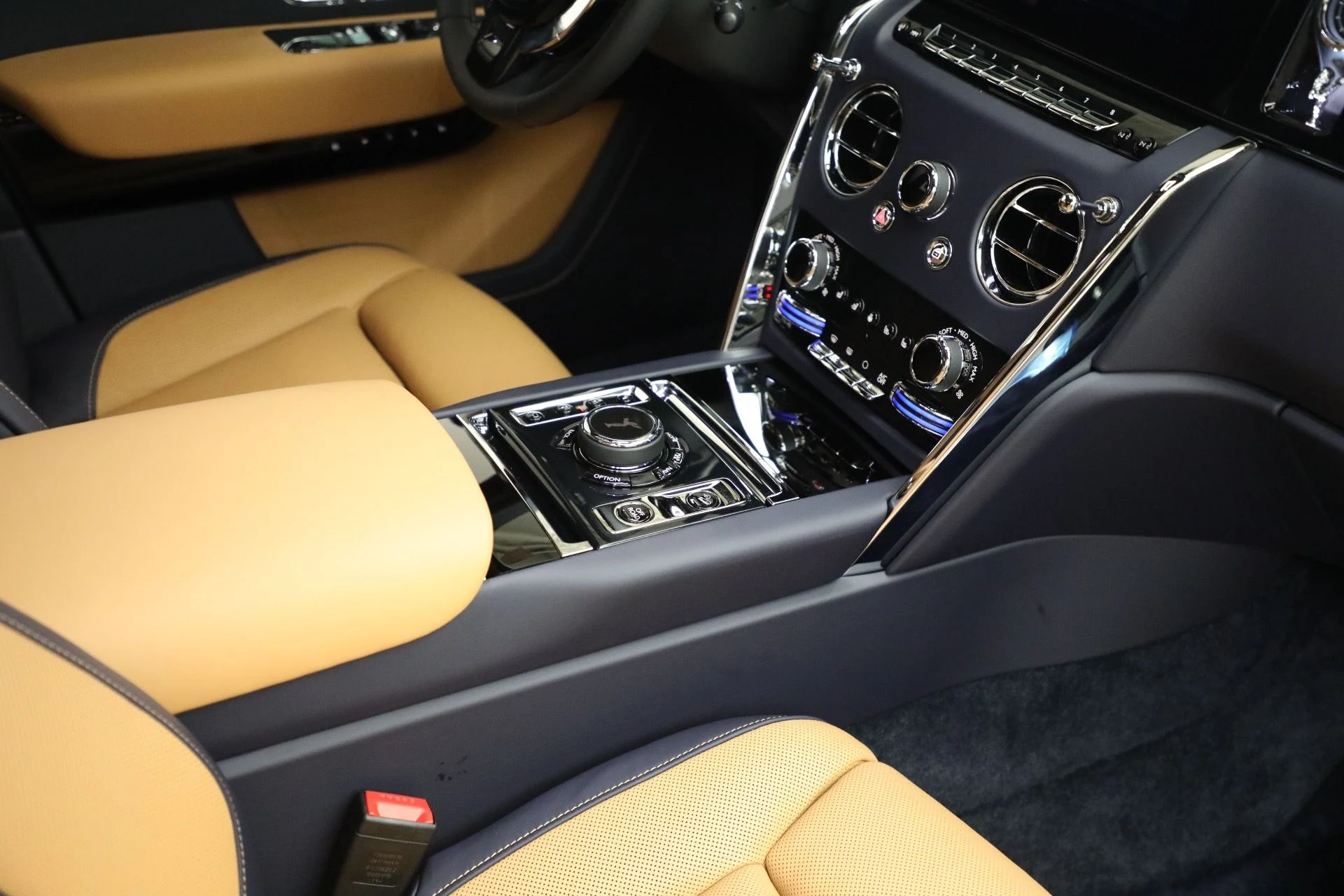 mph034_3773790037_New_2026_Rolls_Royce_Cullinan_8c4e01ef4c