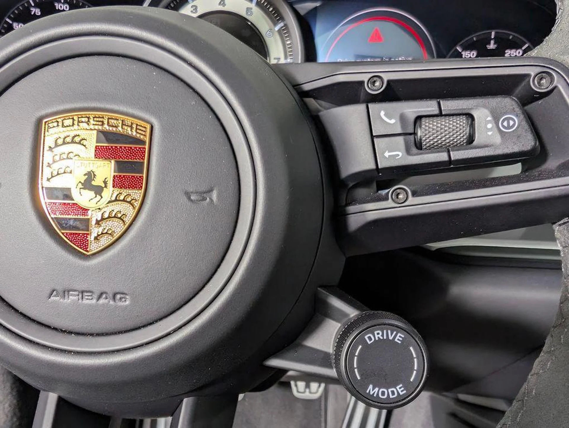 mph034_3782528550_Exrr6_Aapr_Q_Nl_Bwm6_VH_Rj_P3y_Nqg_f13d4b3979