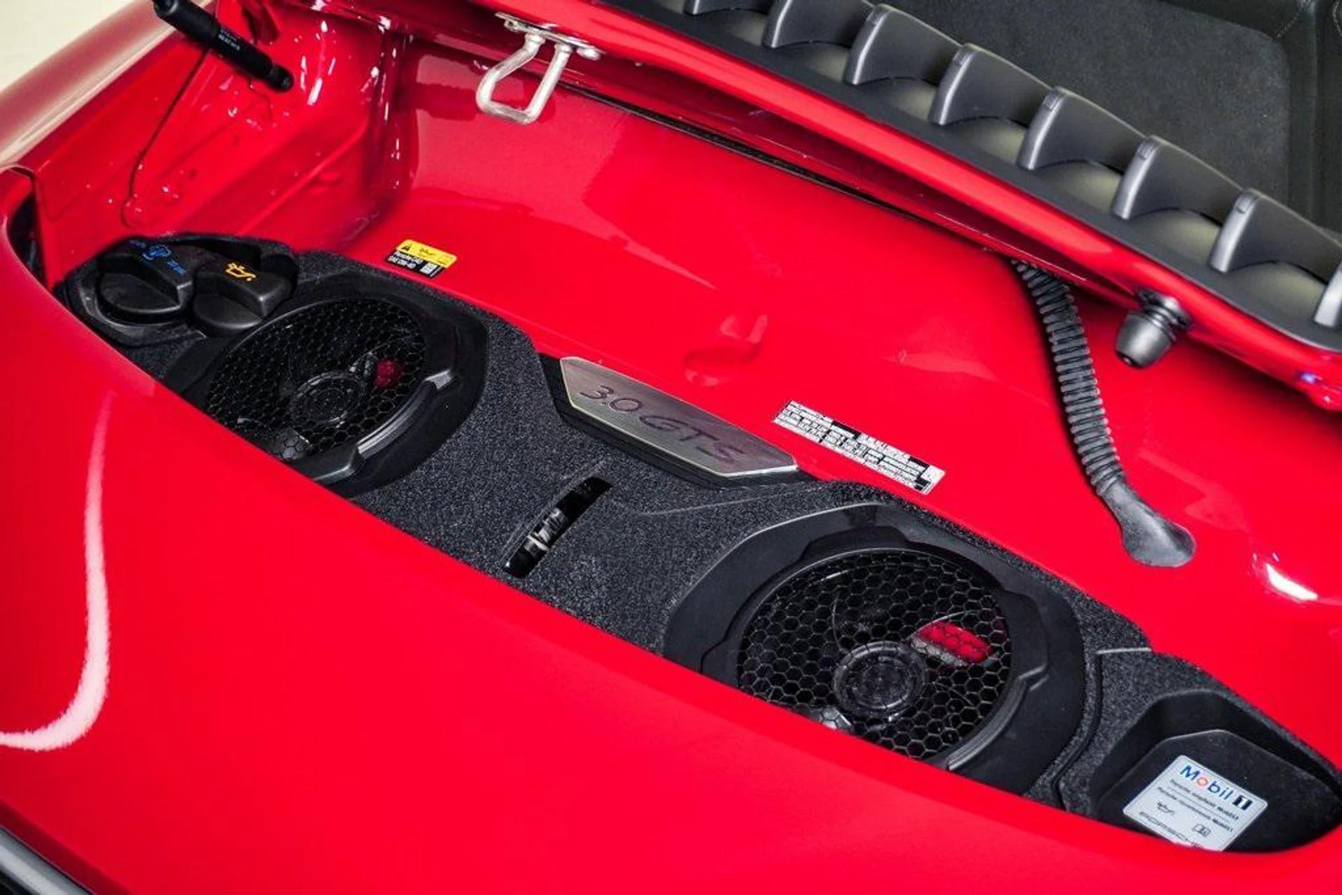 mph034_3787519796_gnhj0_Mny_Oi_J0_N9ch6_Uvi_Eq_F30_UQ_e4a62ccecc