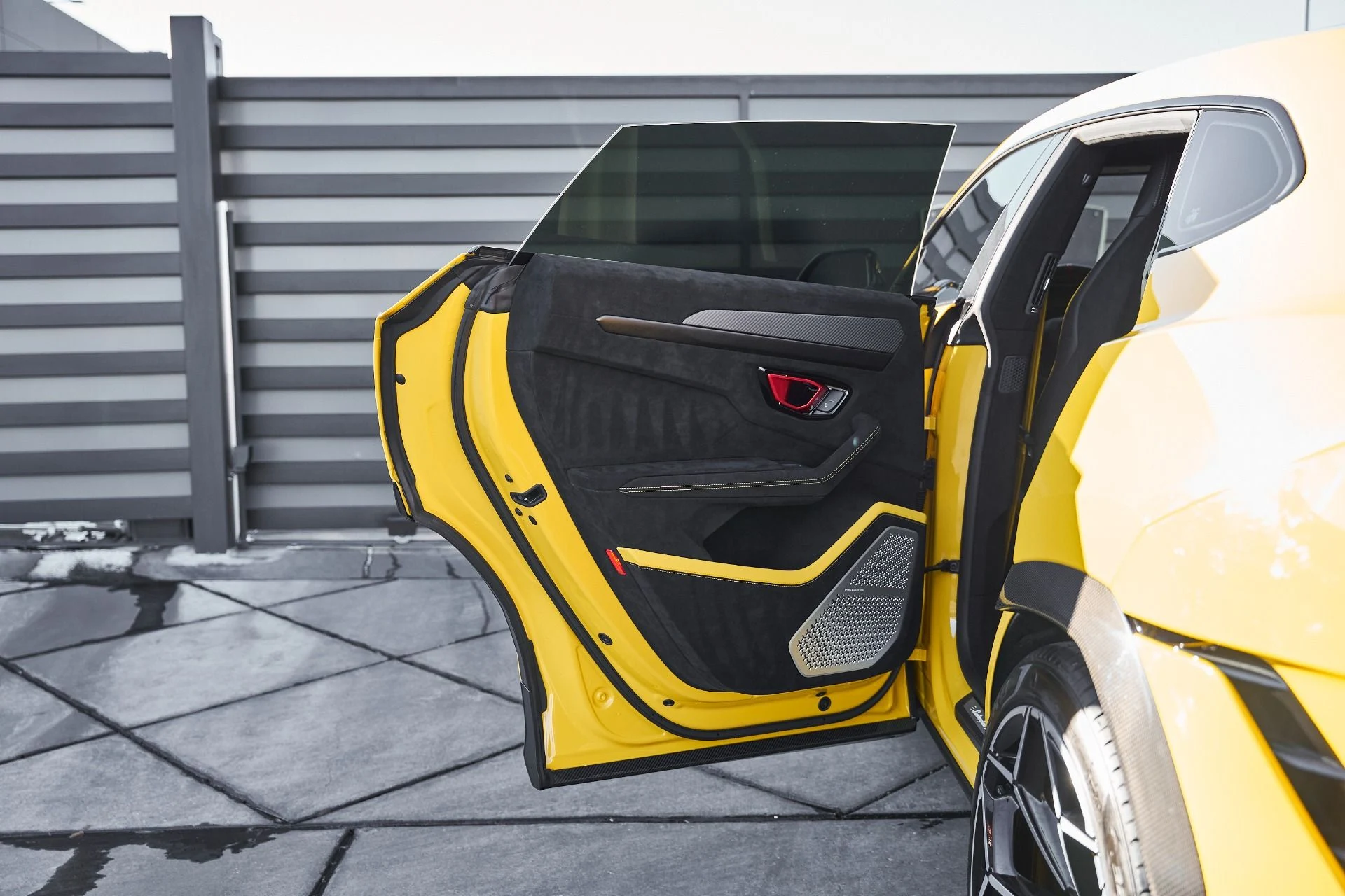 mph034_3794134094_Used_2024_Lamborghini_Urus_Performante_1768011591_7a660d3cc4