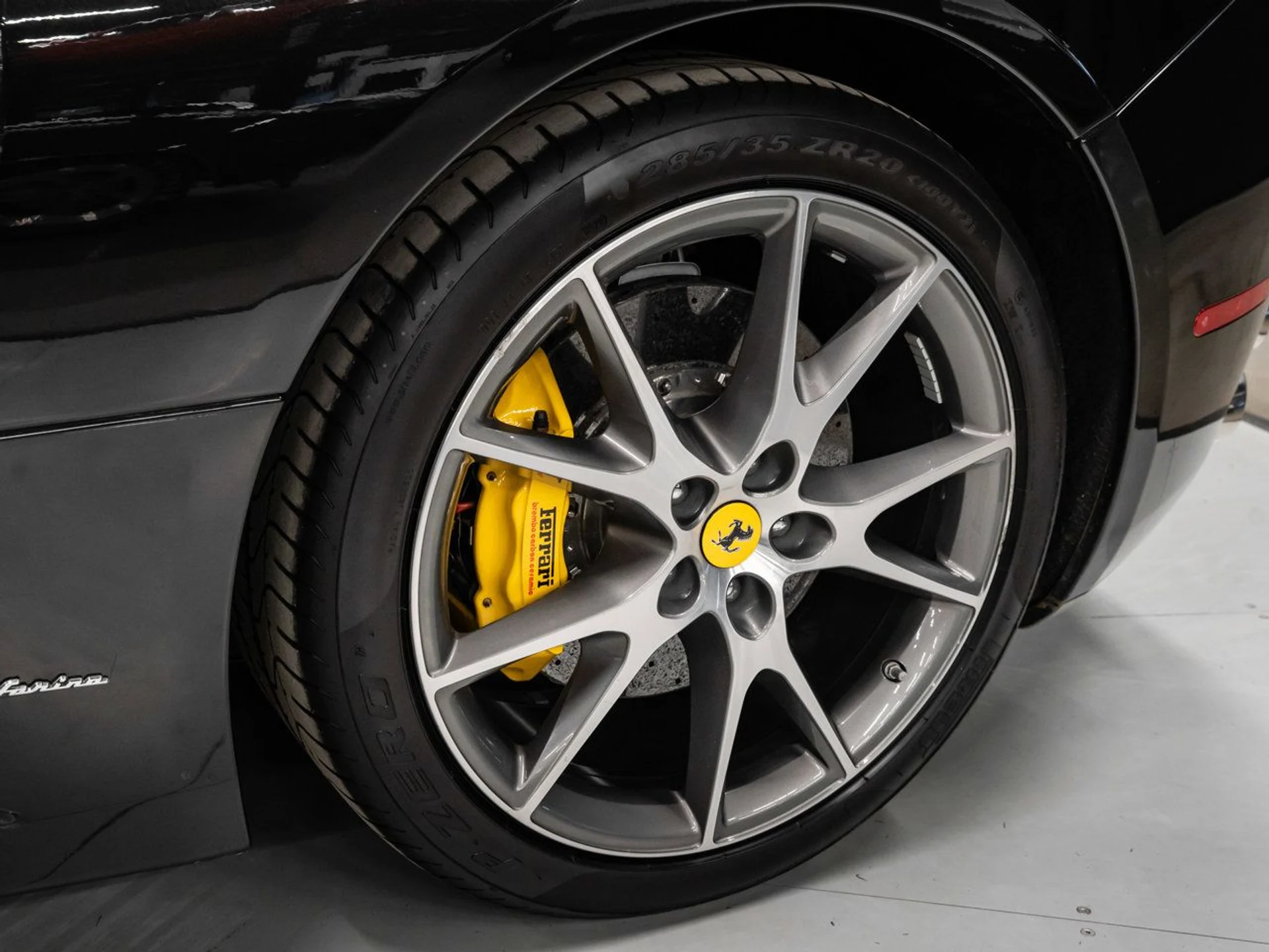 mph034_380433163_ferrari_california_2011_827f6f3e1e