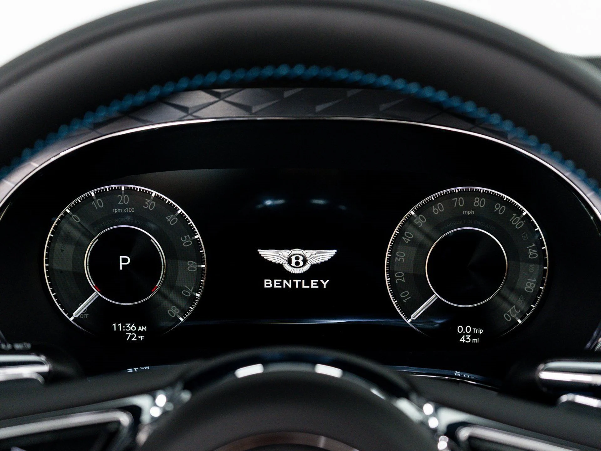 mph034_3816673206_b6170dfe9cd1448b8922aa8d0fe27e9a_43d0fa7299