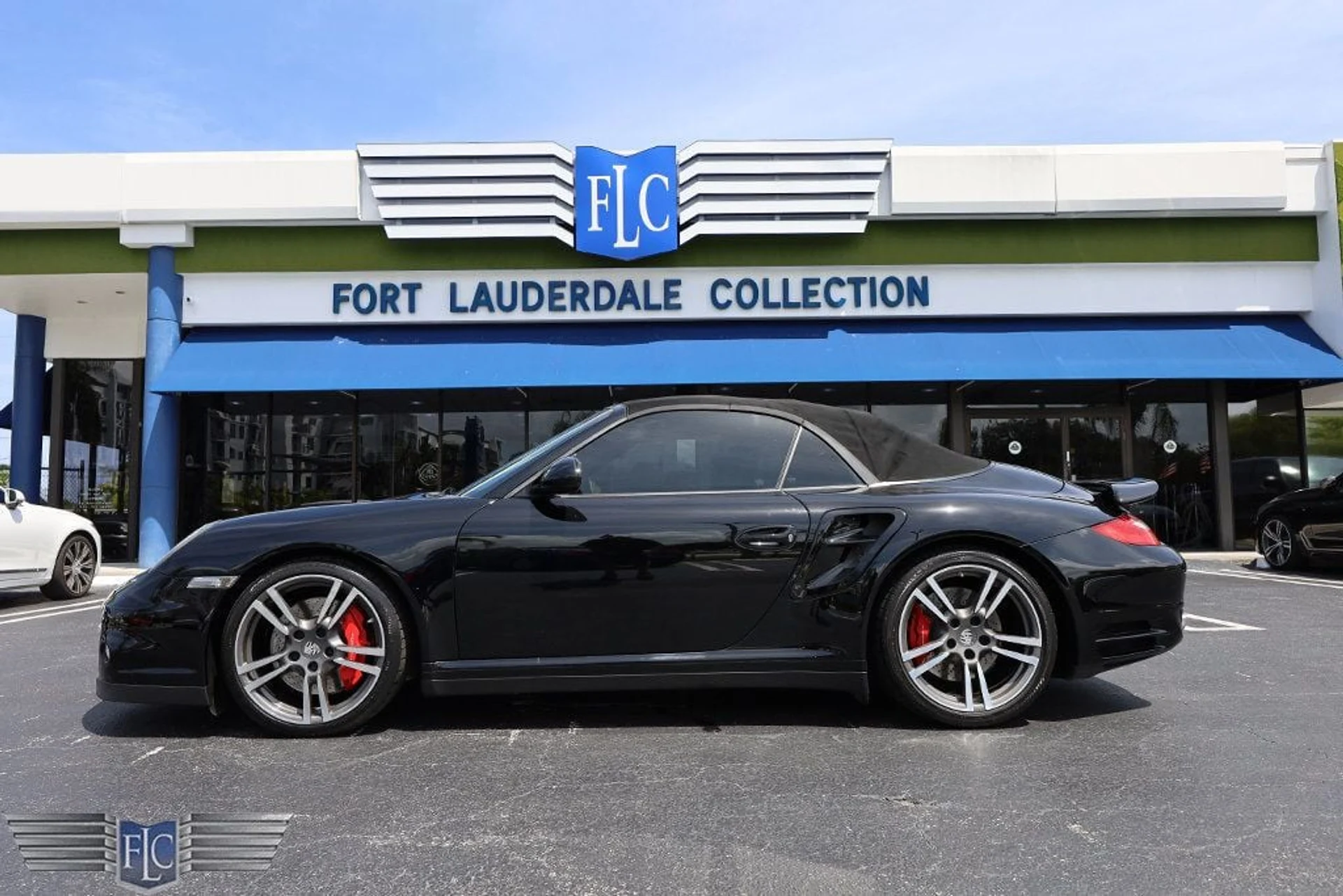 mph034_3816864990_used_2013_porsche_911_turbocabriolet_6305_22909106_35_1024_329d89b321