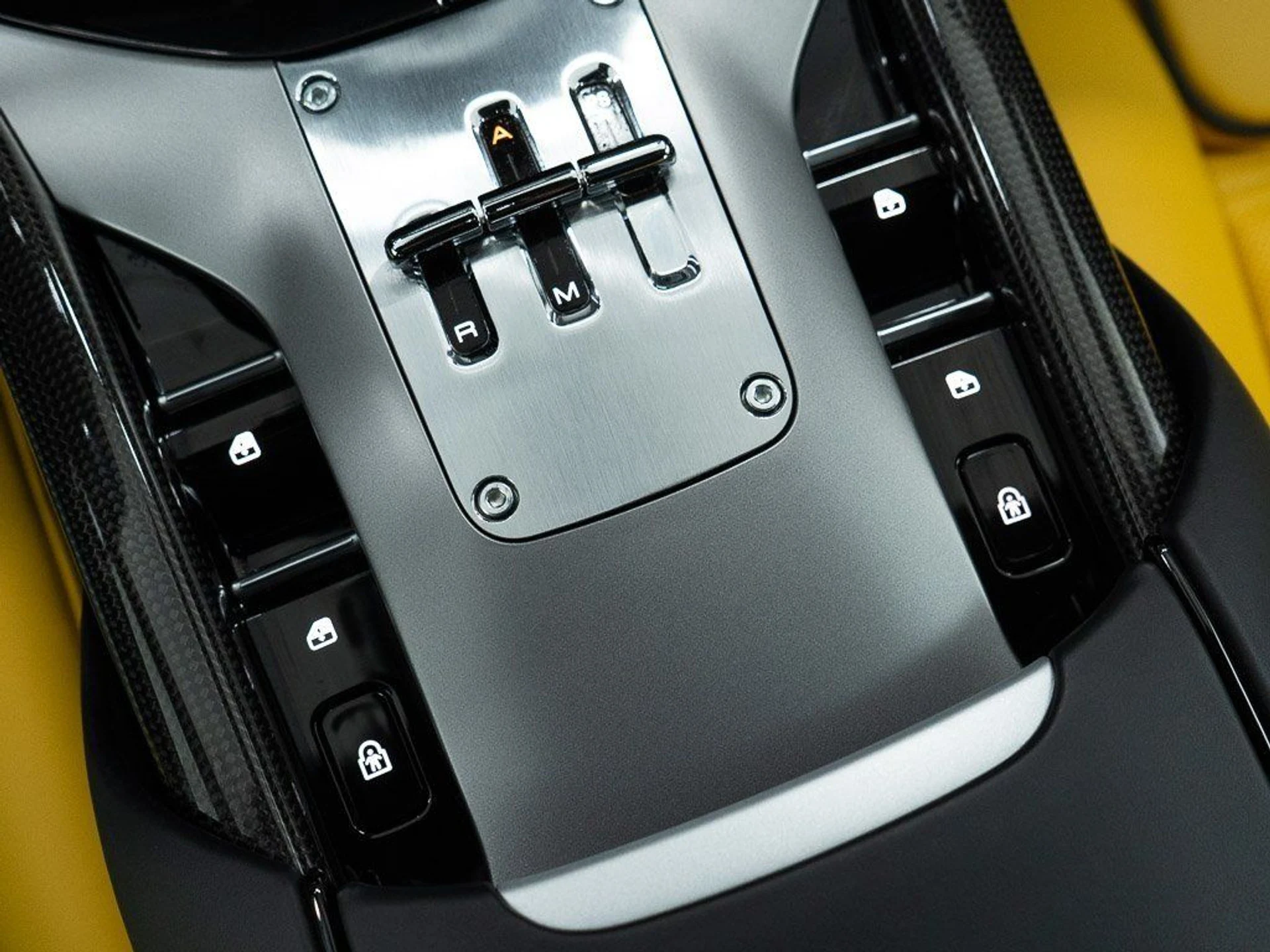 mph034_3820332877_bbb0dae54e3bd68db7c18a5c9e442bb2_1064f1d2bd