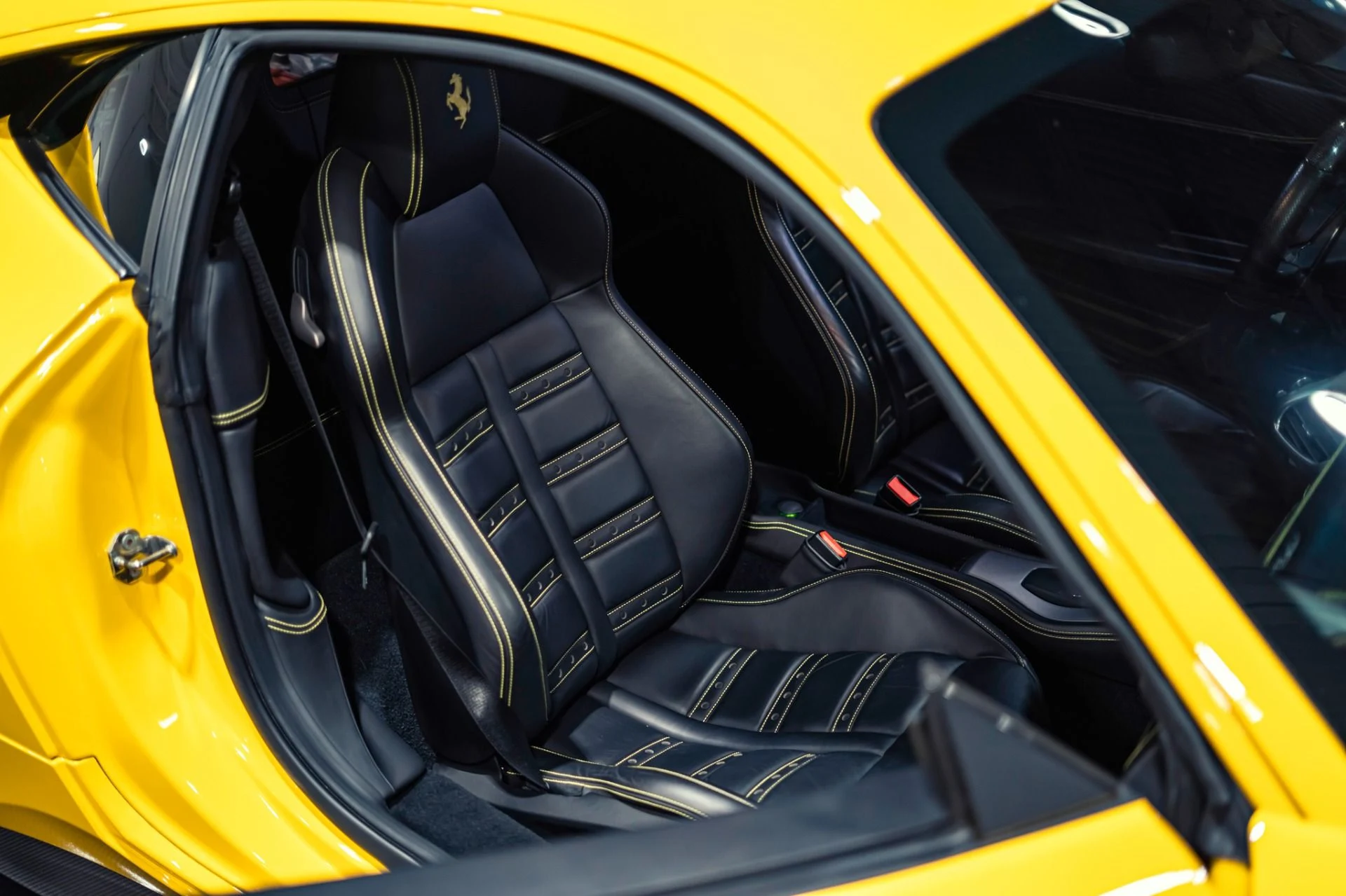 mph034_3825461541_Used_2011_Ferrari_458_Italia_1777060526_f4b2b367b1