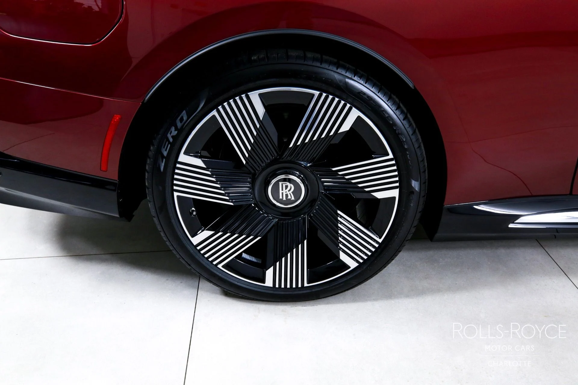 mph034_3835687265_Used_2024_Rolls_Royce_Spectre_1750451753_ac2440ac1c
