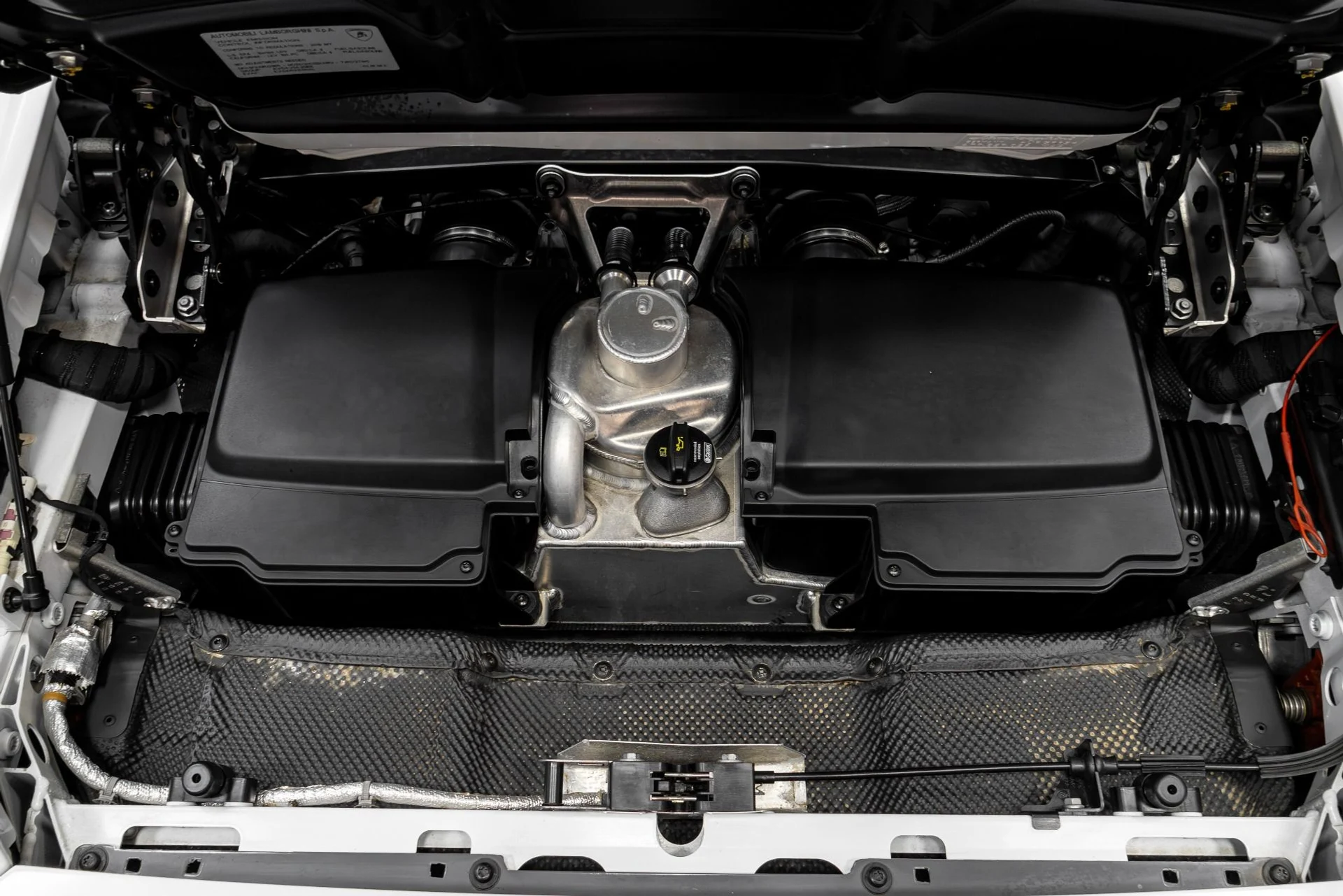 mph034_3845268699_Used_2019_Lamborghini_Huracan_LP_580_2_S_1778195053_afd116fae9