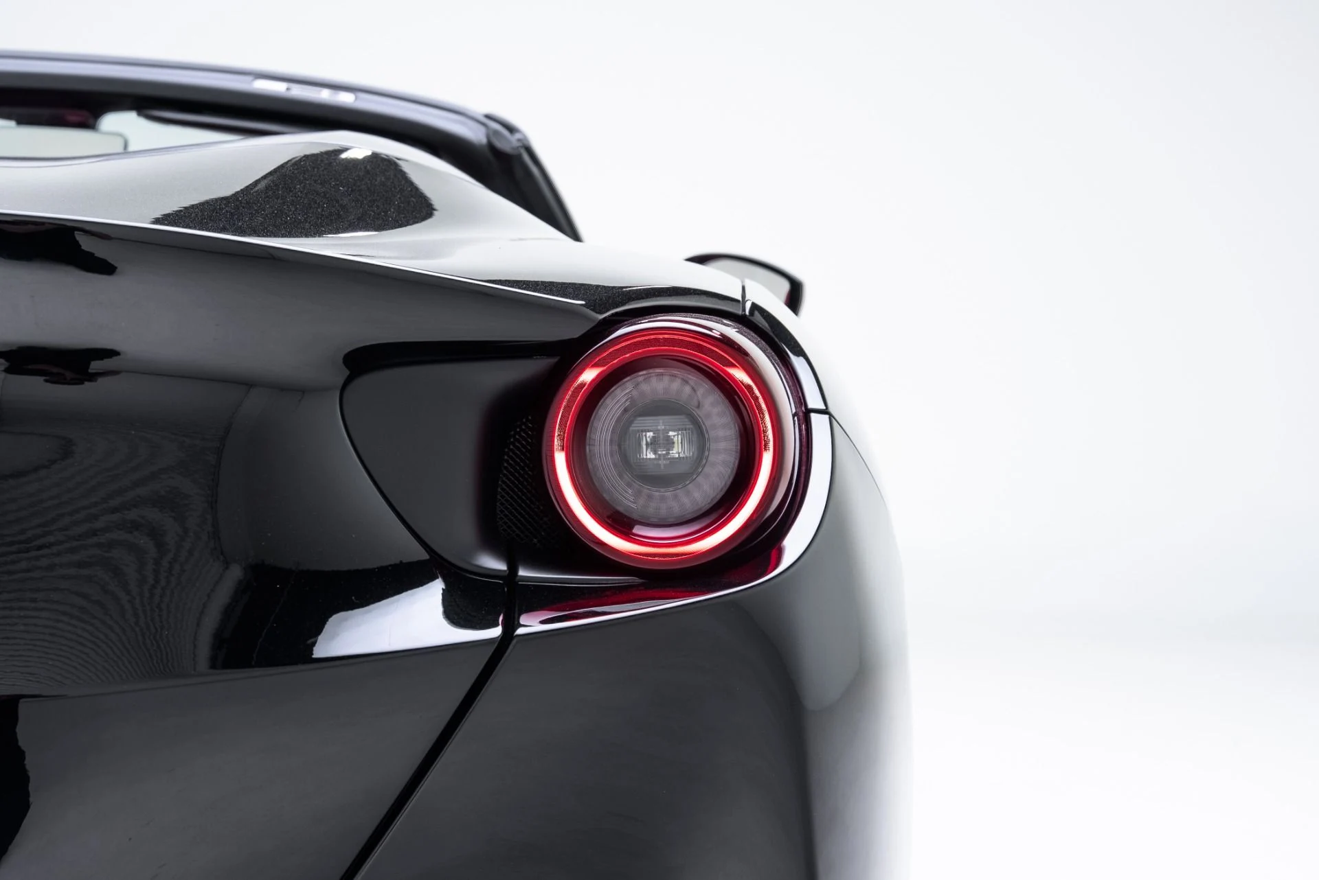 mph034_384704383_Used_2019_Ferrari_Portofino_1773084196_cbb177fe5f