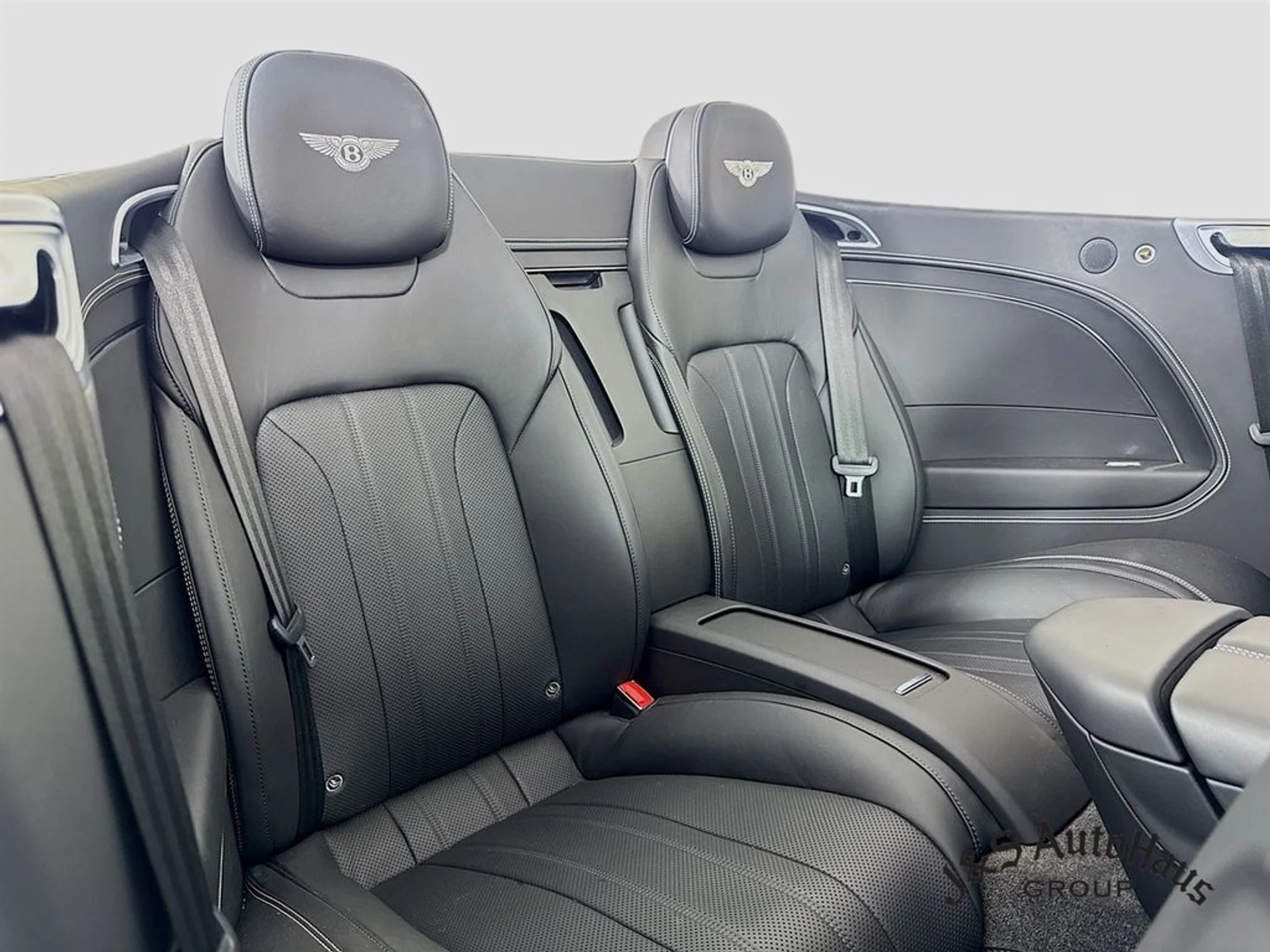 mph034_3847237940_blbhvf6dqb1ny6dnrxr436ecjh3n_066be8bd85