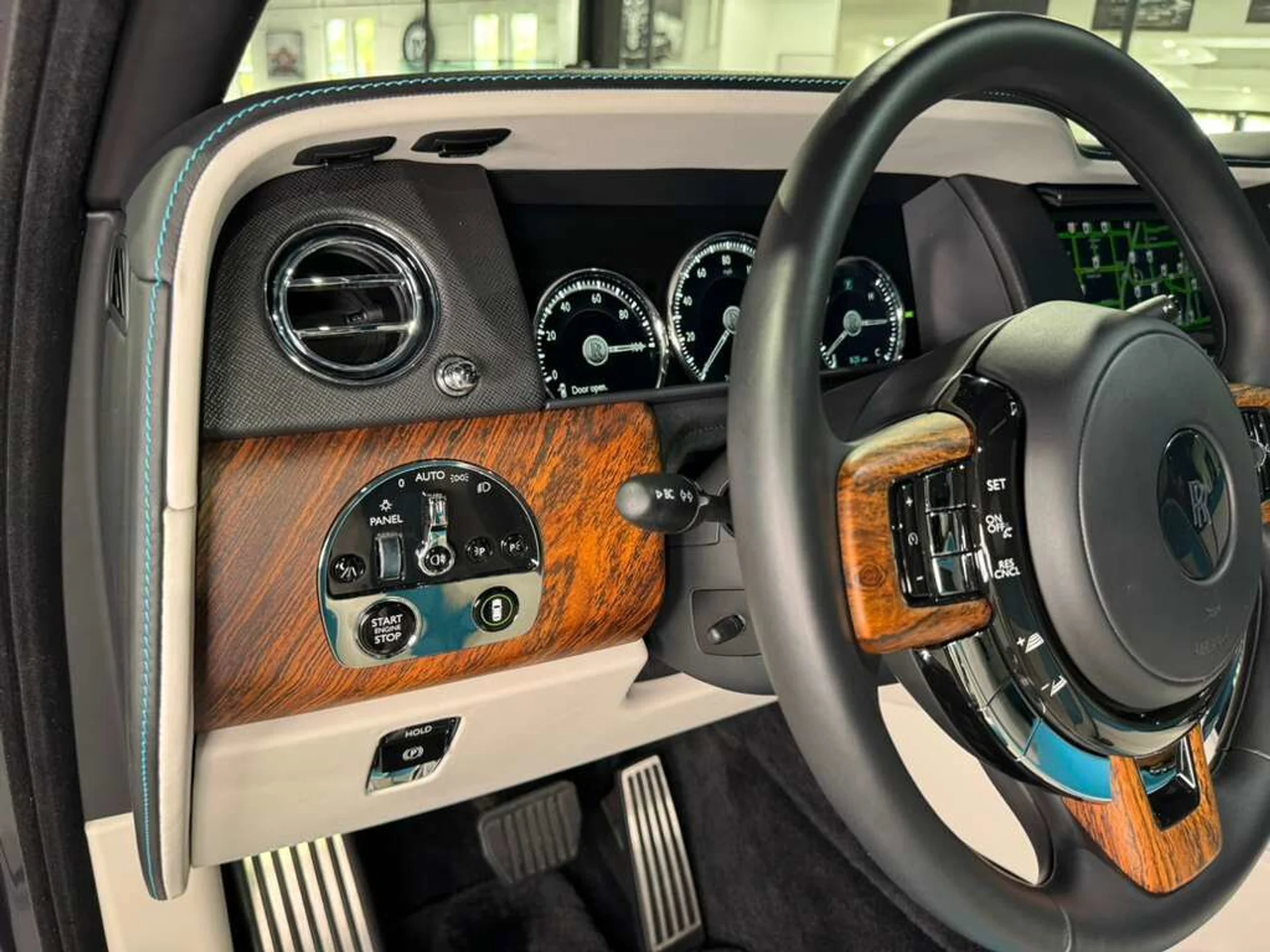 mph034_3857459601_2336954f4164127cd8558847feae91b6_e83f989444