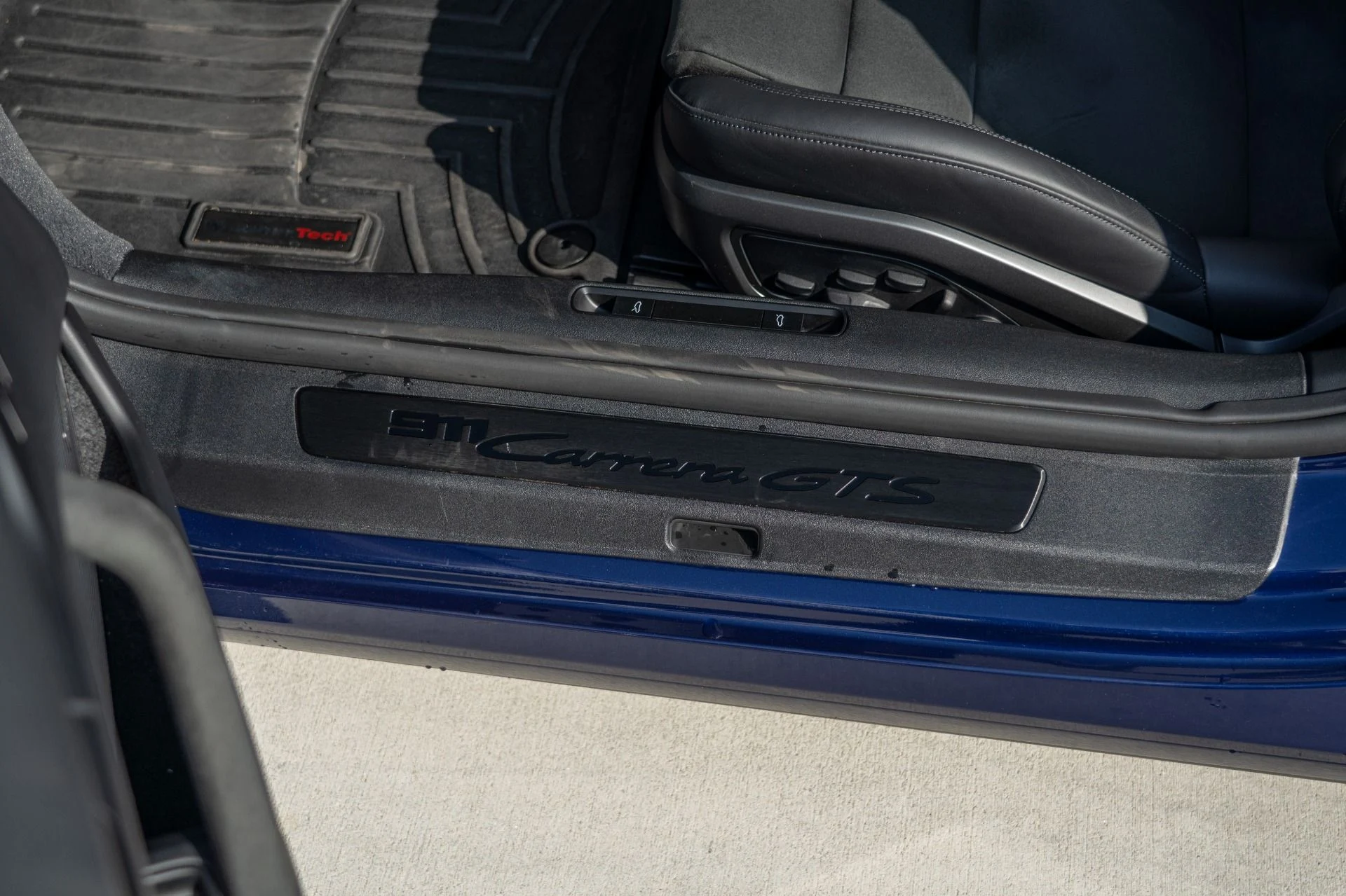 mph034_3867308712_Used_2024_Porsche_911_Carrera_GTS_1761603170_2c1c970abb