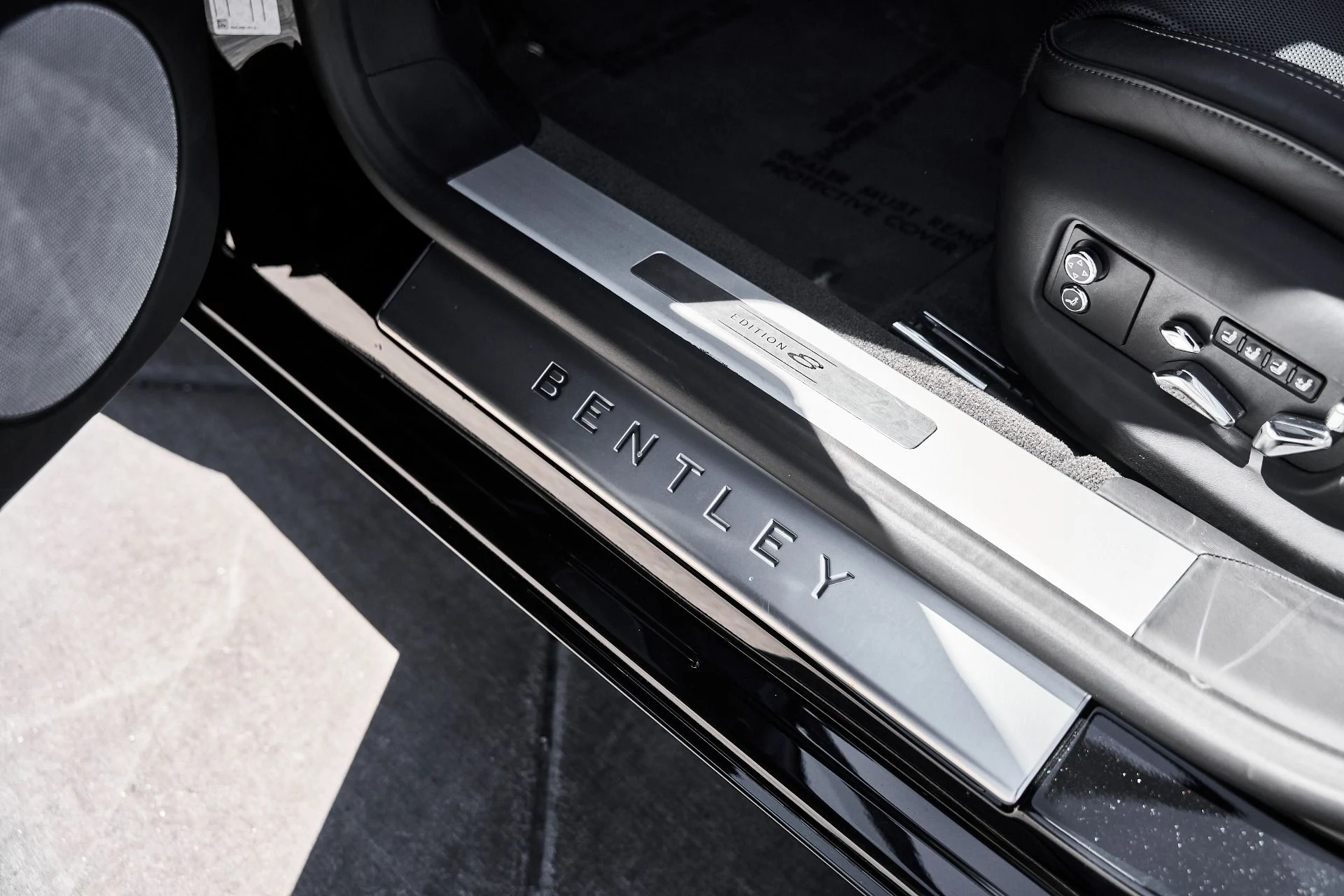 mph034_3872149472_Used_2024_Bentley_Flying_Spur_1782150678_7e6d069b31