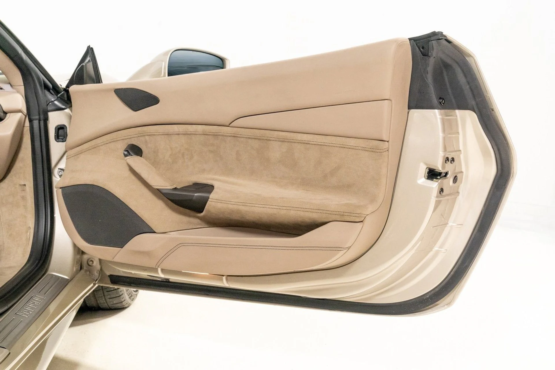 mph034_3878682279_e8aaf467ca8a417ab4f575d3780a4124_9d6b241947