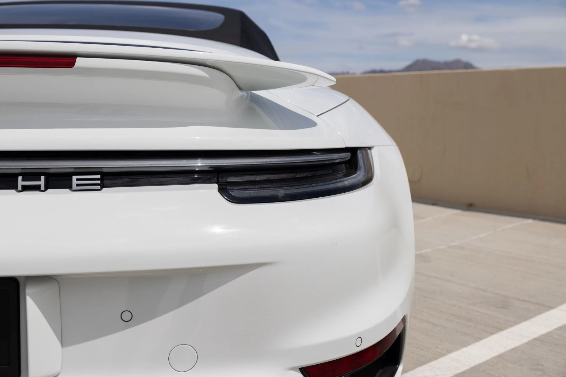 mph034_3884077834_Used_2025_Porsche_911_Turbo_S_1776200682_a638019d16