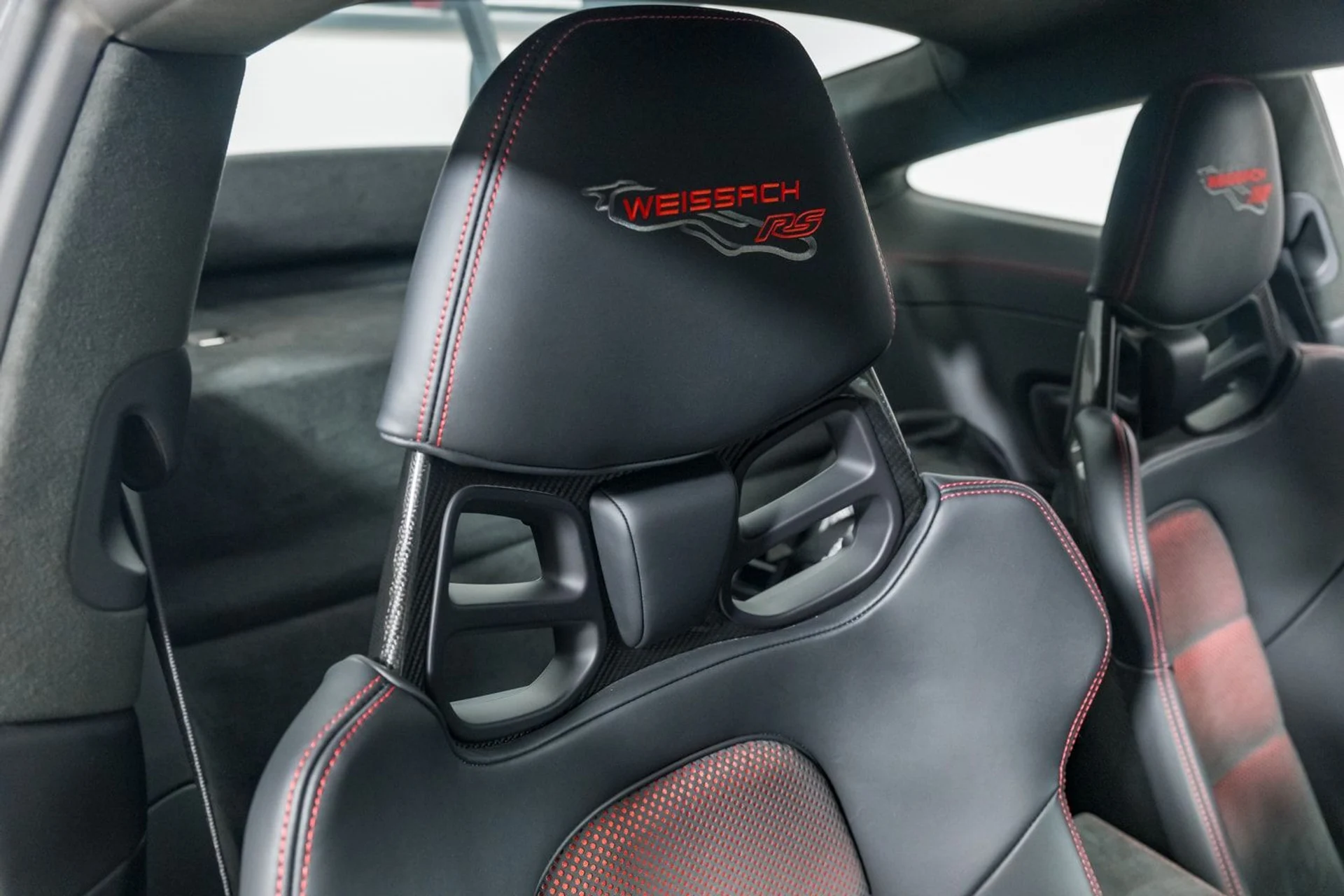 mph034_3887998302_0e7c3113f92f40618973422a69e5a93c_1bfd37e903