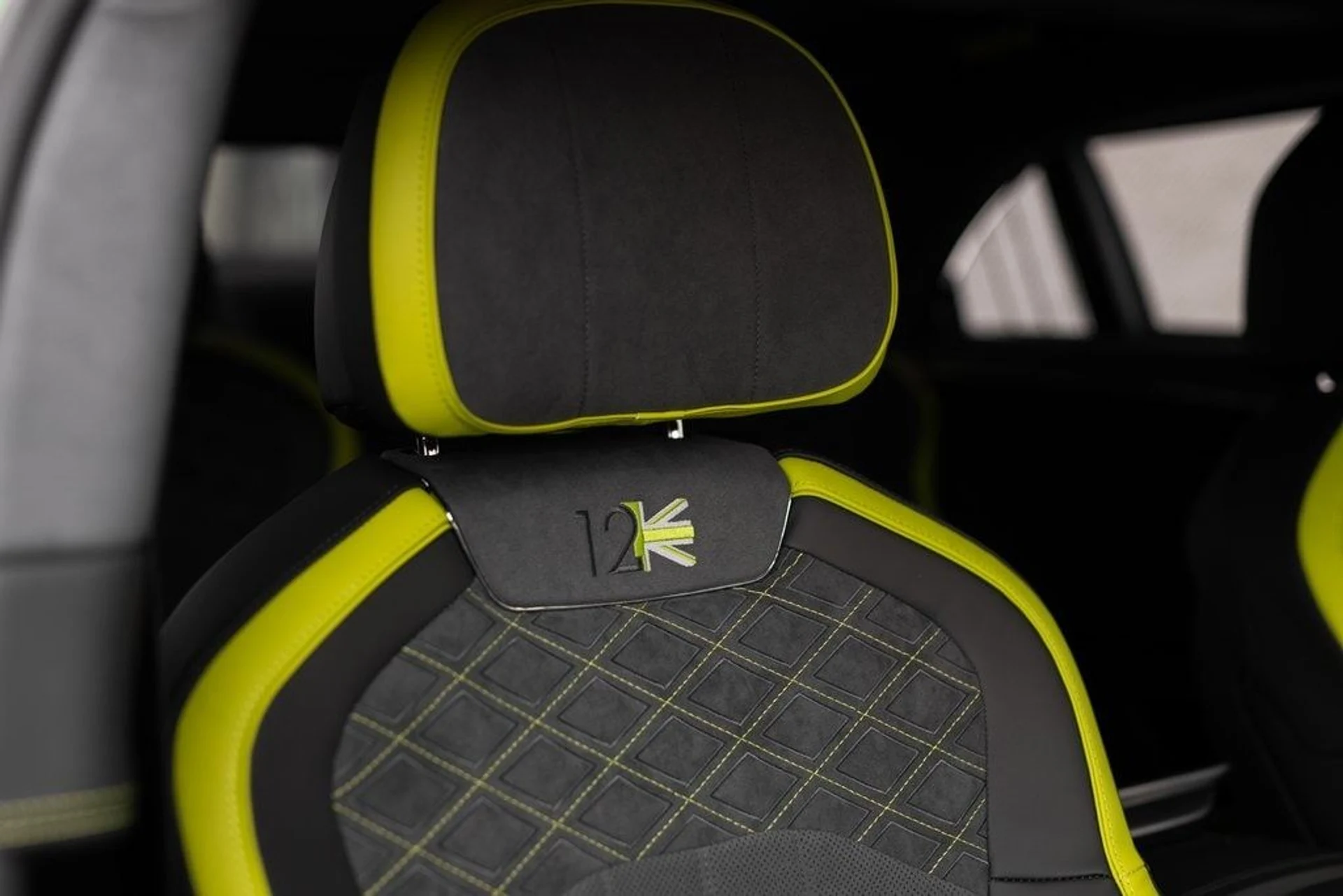 mph034_3890389735_b4692a60f85c7f55856b4abb16244b82x_4de17b739c