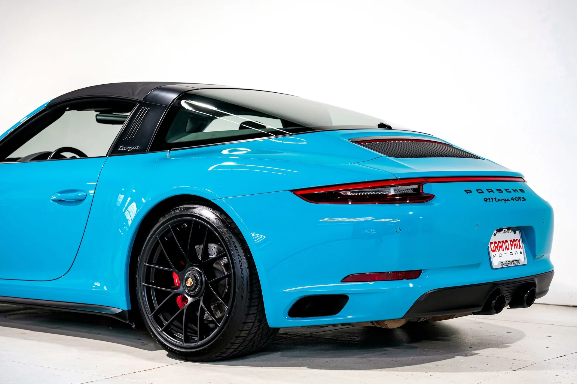 mph034_3896336783_0b2f1fa6666253e3dc449367b4f3230fx_4b537d3f05