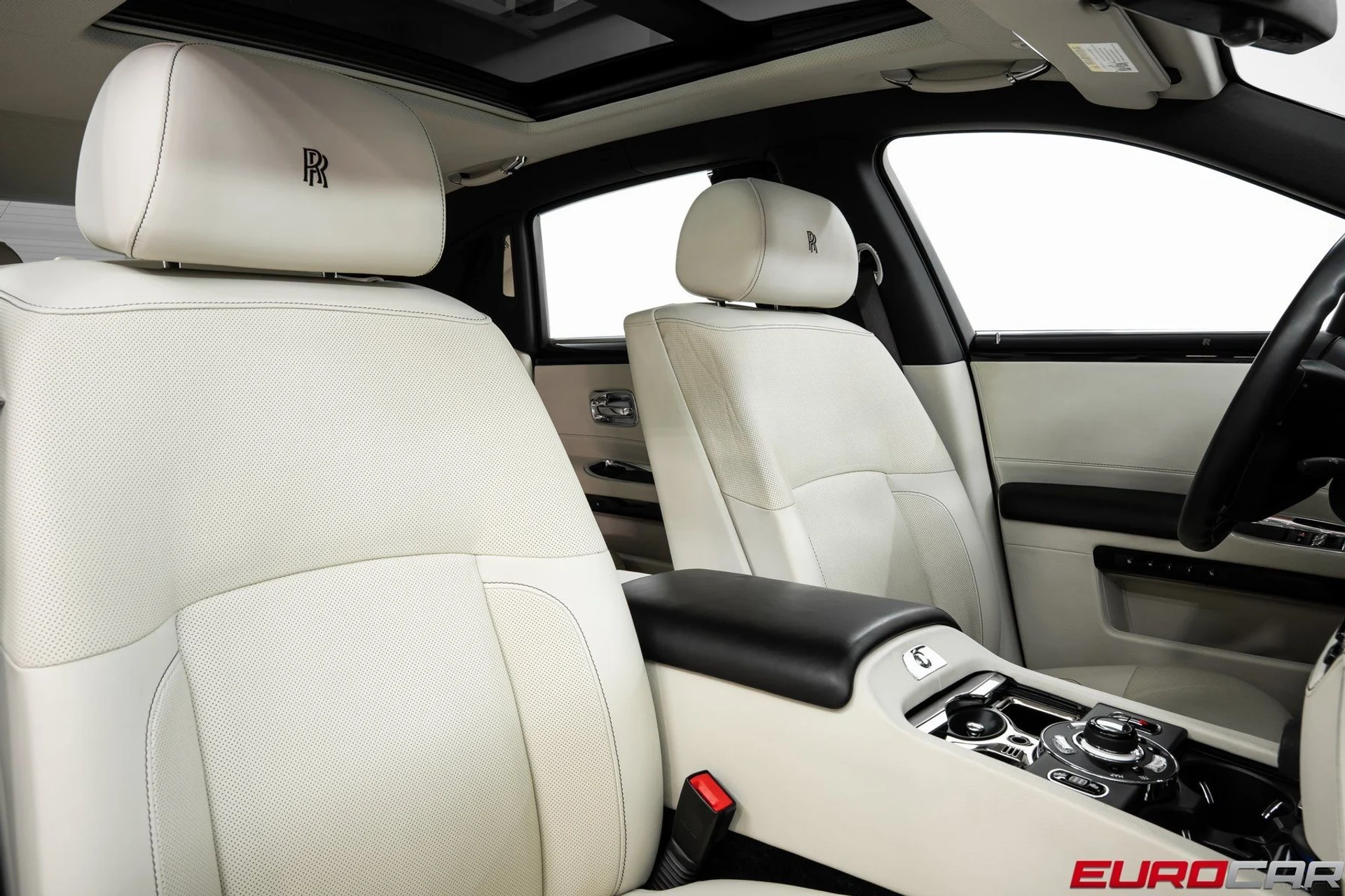 mph034_390221157_image_35_8cb993485b