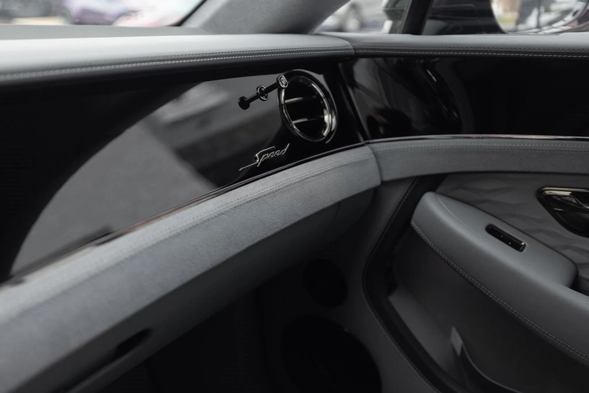 mph034_3917773447_7681ae2610f8c9f4f3afb711f3336e90x_673db744fc