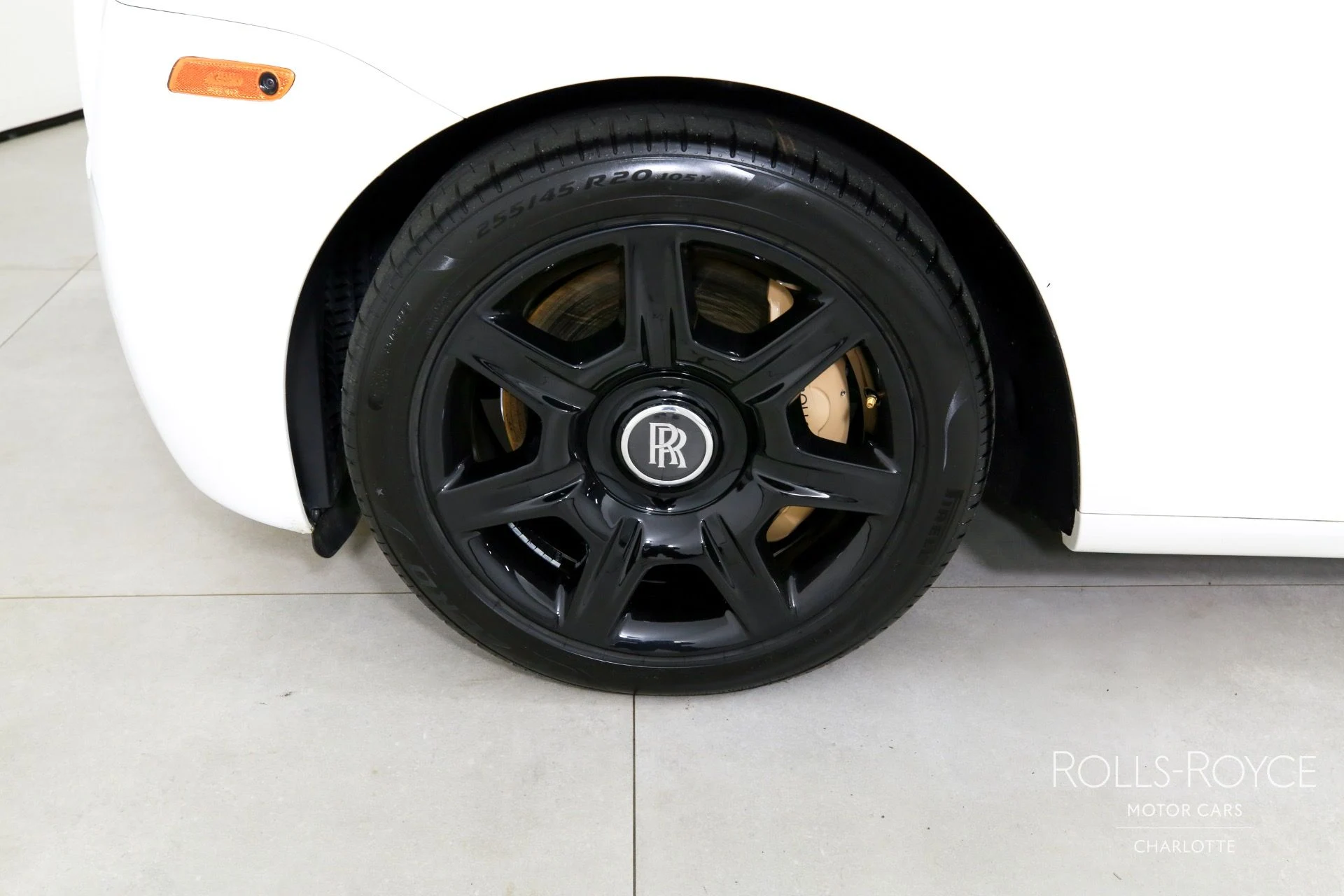 mph034_3934811811_Used_2014_Rolls_Royce_Ghost_1757714696_8b86daa20a