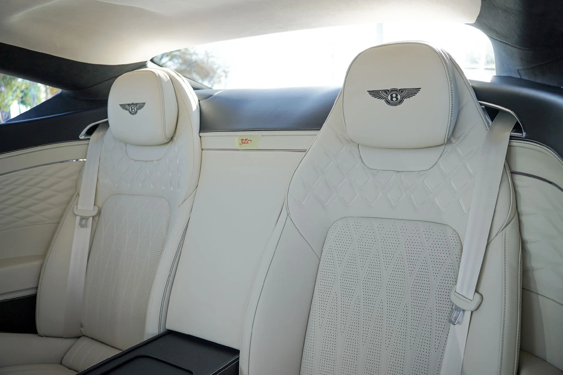 mph034_3952958915_Hi_Tech_Luxury_Imports_LLC_SCBCP_2_ZG_7_TC_025259_image_35_6d7e4807f6
