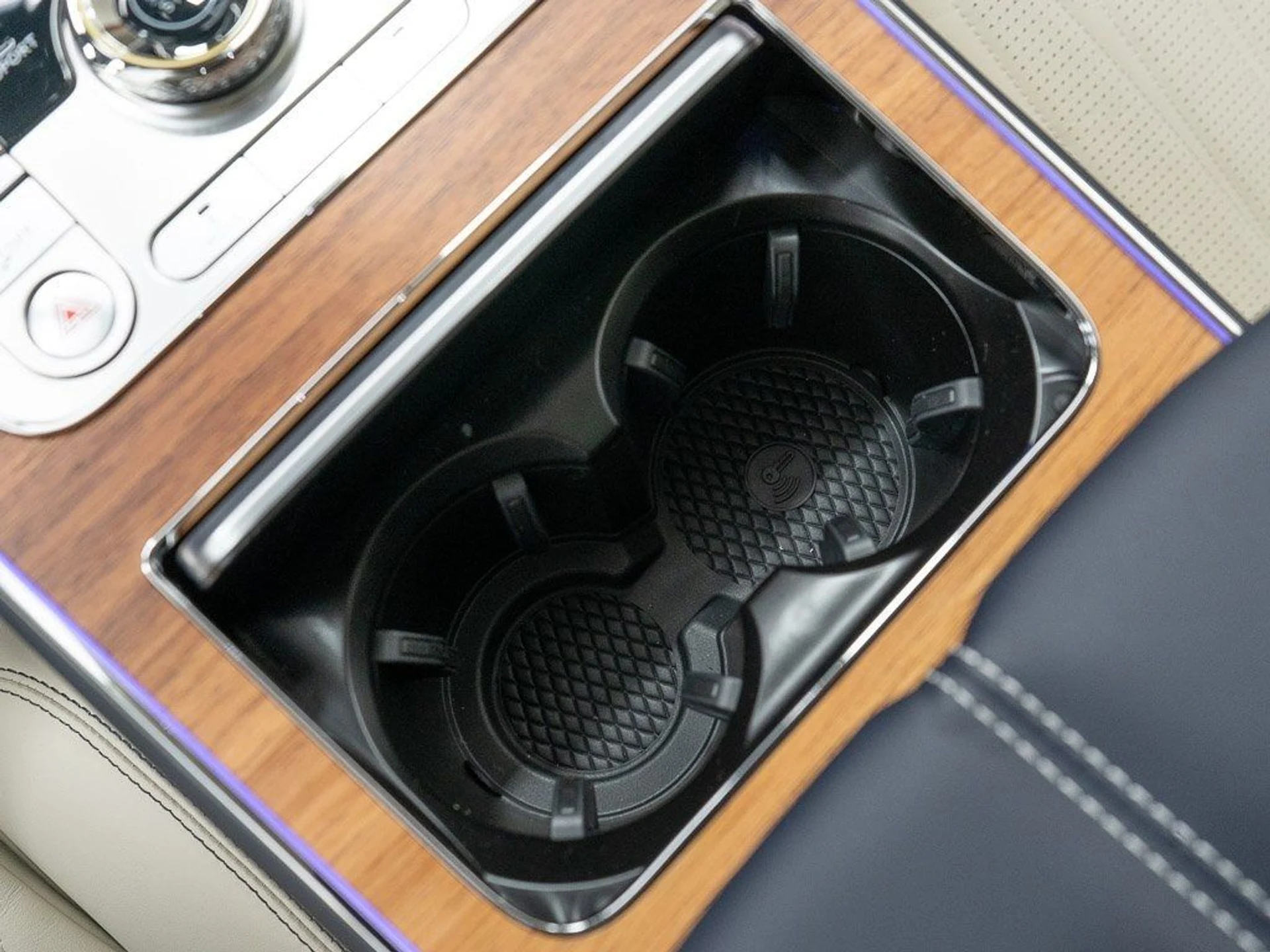 mph034_3964510681_d01e63b130946c6c4d3615c70c723de9_a67a1014fb