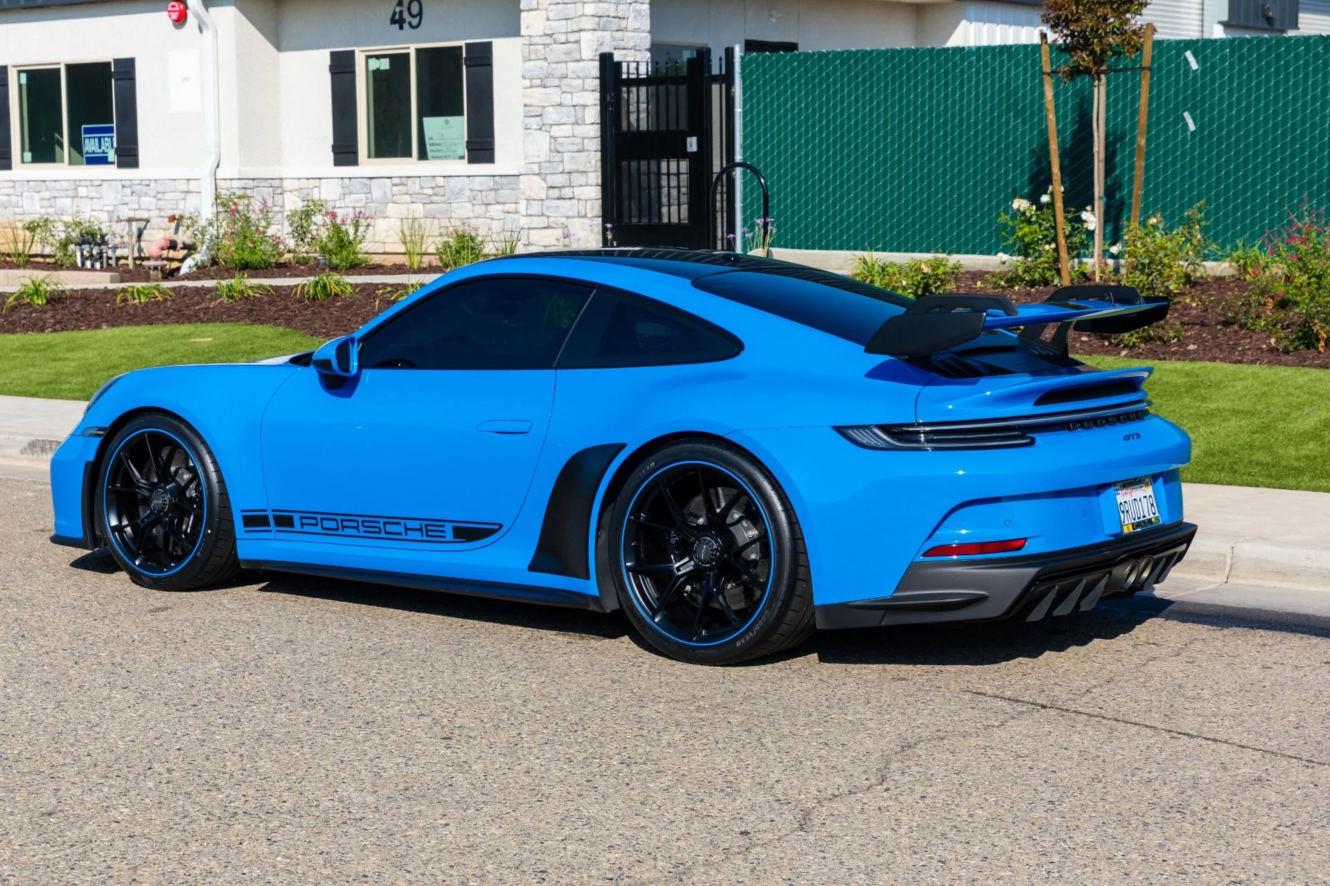 mph034_3969373607_Used_2022_Porsche_911_GT_3_1769043467_41eb041c63