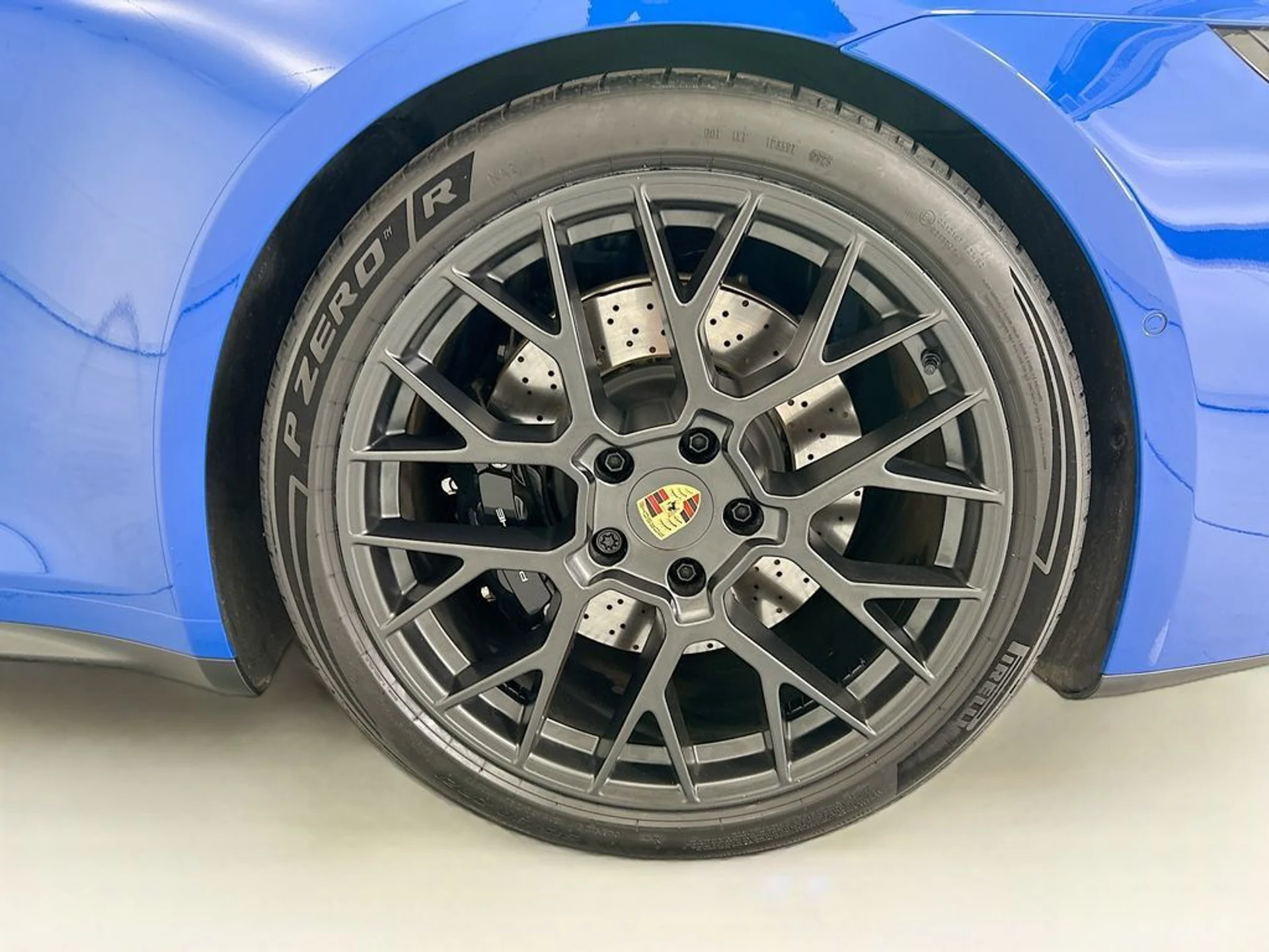 mph034_398021083_used_2026_porsche_911_spirit70cabriolet_8119_23018992_35_1024_89d8ef5135