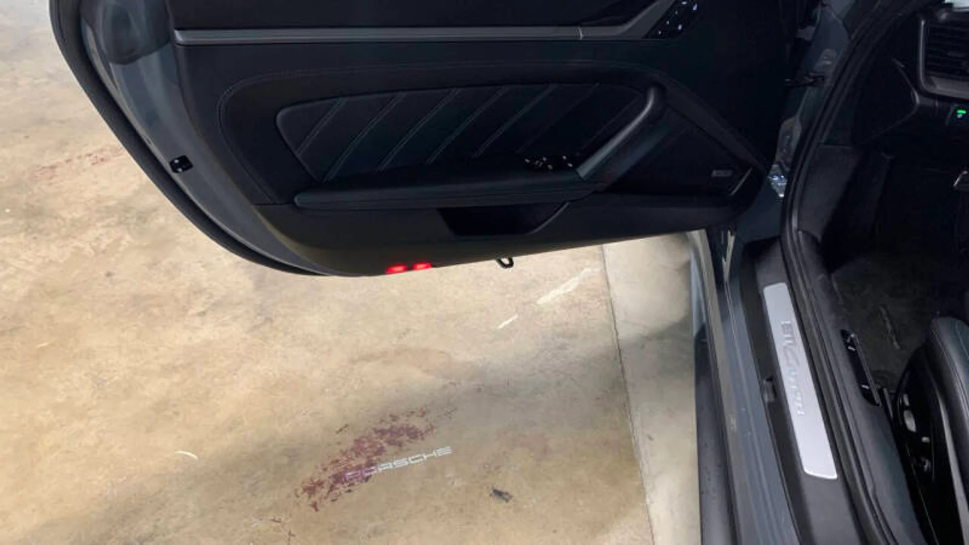 mph034_3987510405_2025_porsche_911_carrera_2dr_coupe_c49b7bd228