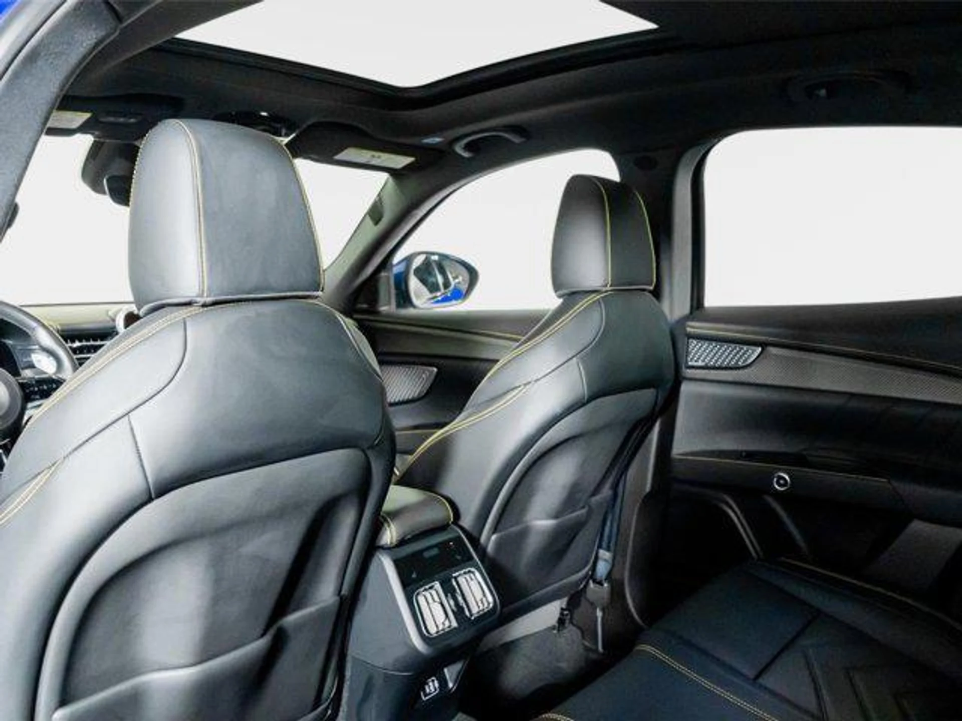 mph034_3987666019_nw_Cyk_Uu_Dpm5n_D7_Y_Ol_P28_Gz_K3_D6_I_503a5006d5