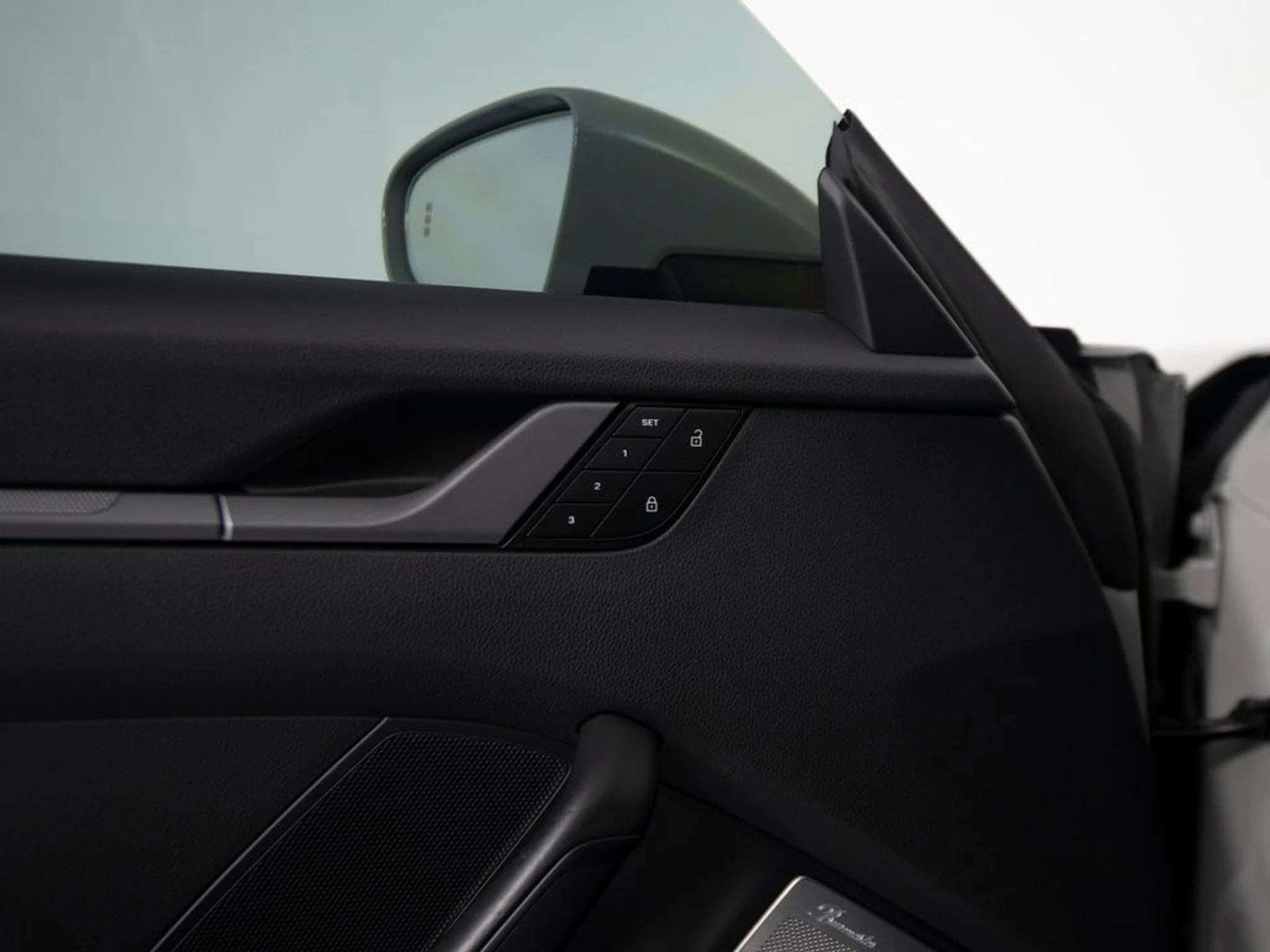 mph034_3995902890_c6e25732989c02ec250c6e92e516889ax_fe8a4ae30b