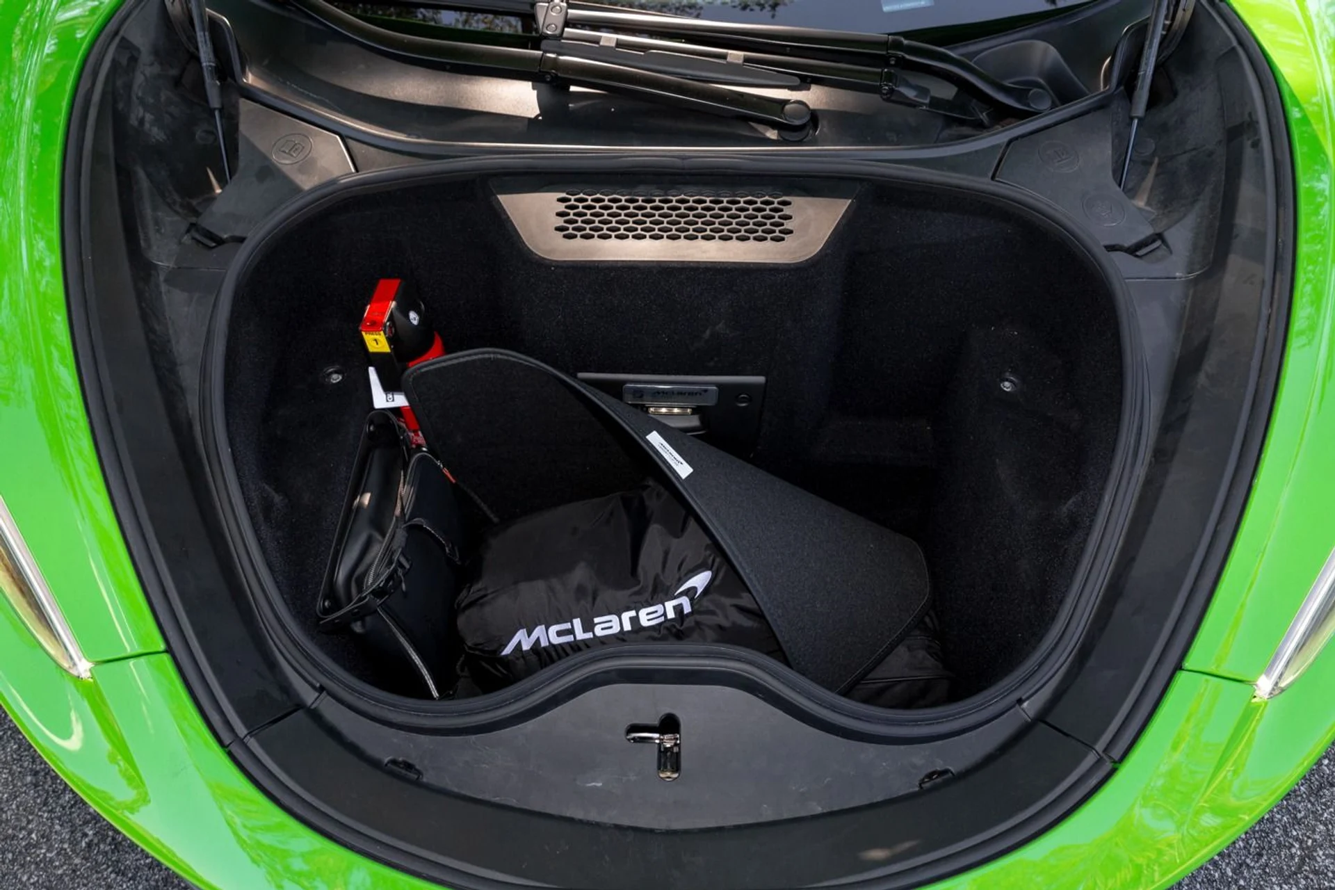 mph034_3997507459_New_2025_Mc_Laren_GTS_65768d69a6