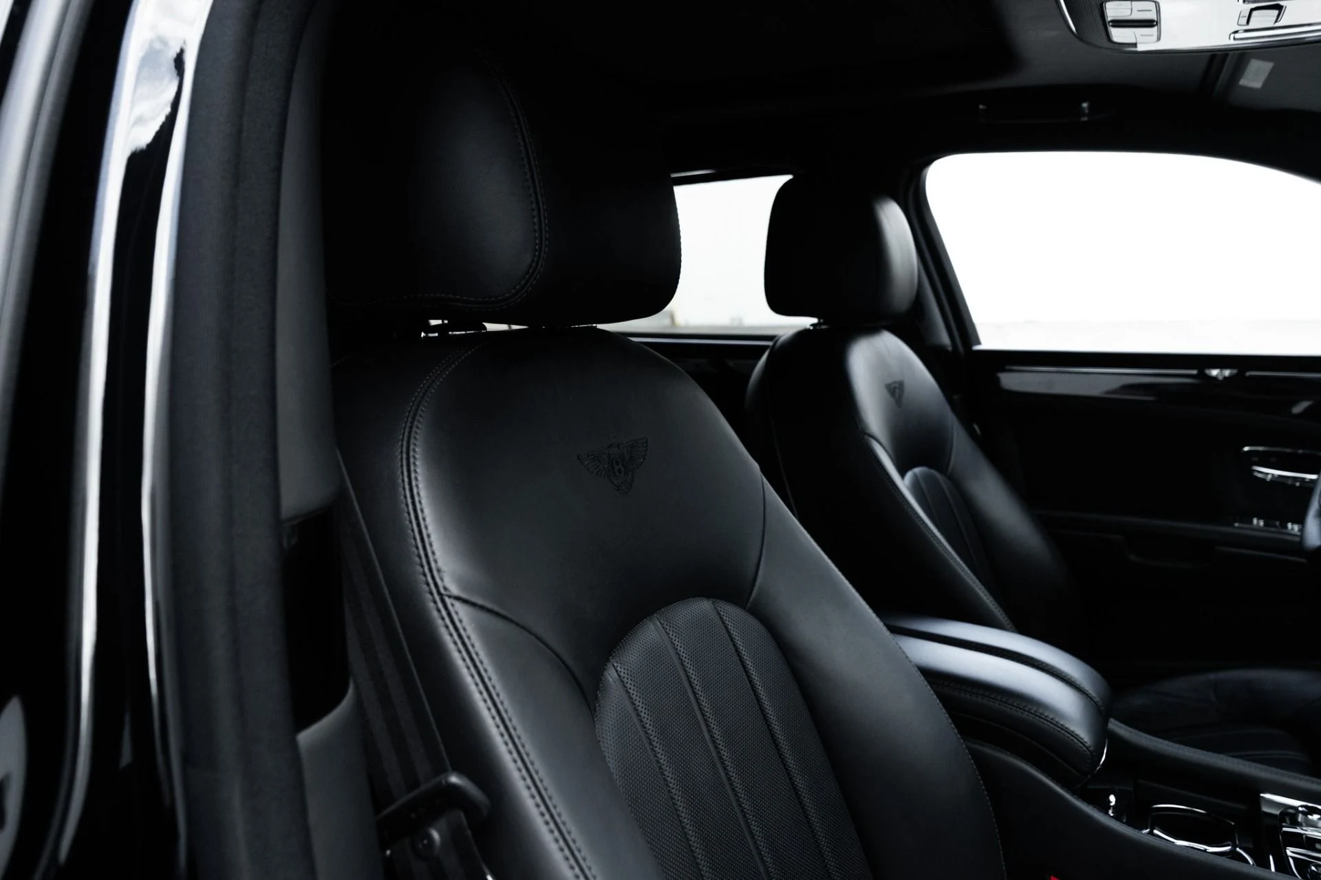 mph034_4006159120_Used_2015_Bentley_Mulsanne_1763677193_7a925eebeb